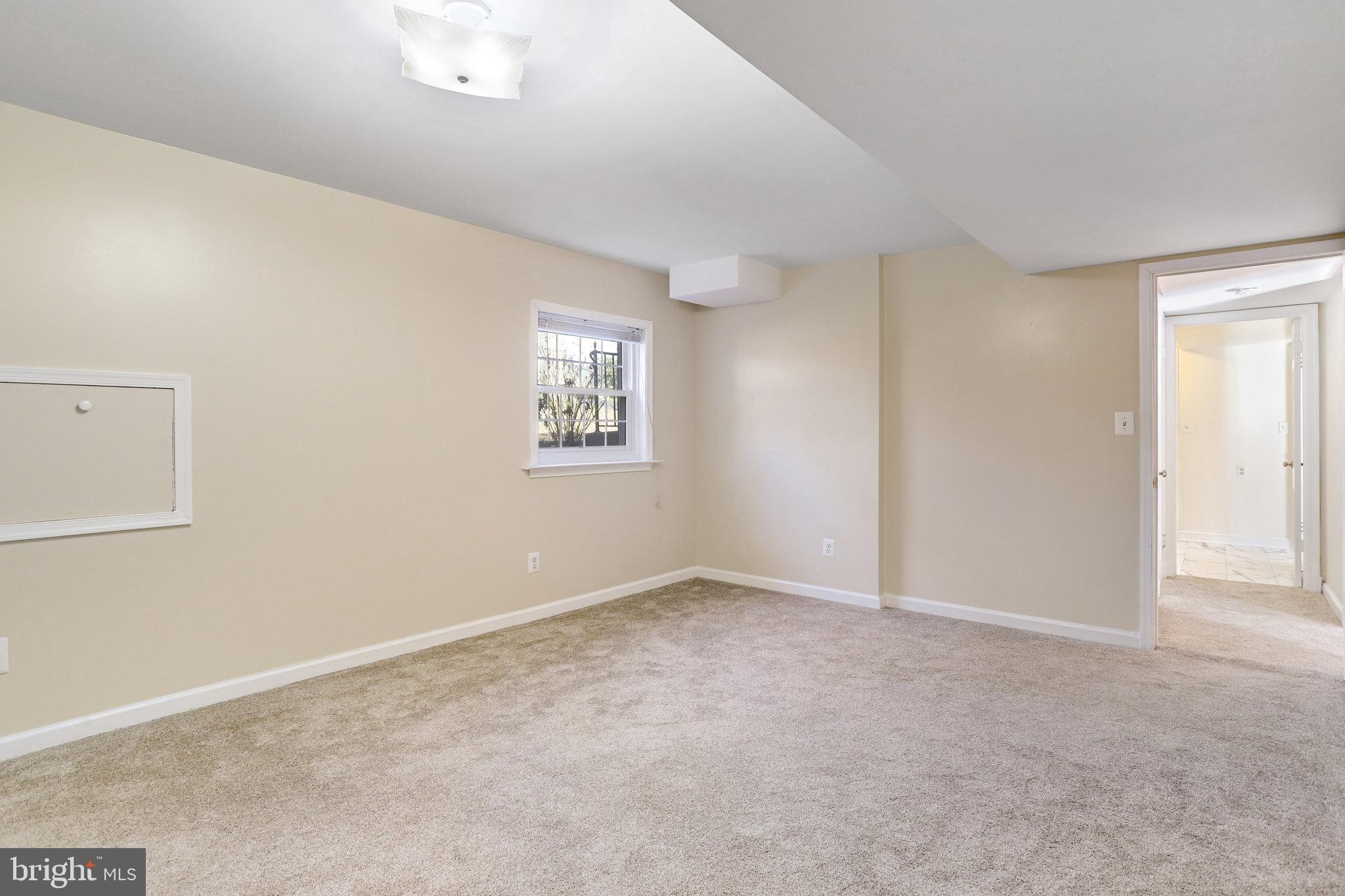 SYLVAN HILLS - Residential Lease