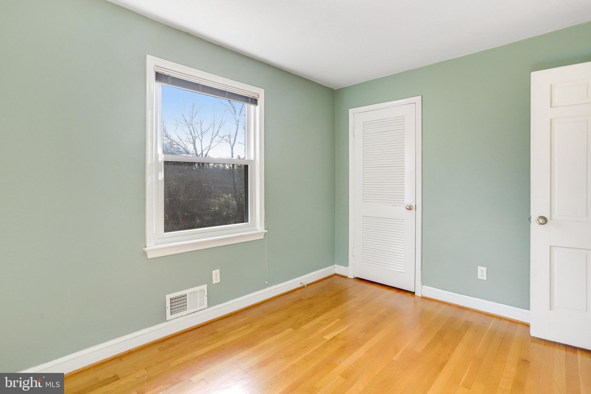 SYLVAN HILLS - Residential Lease