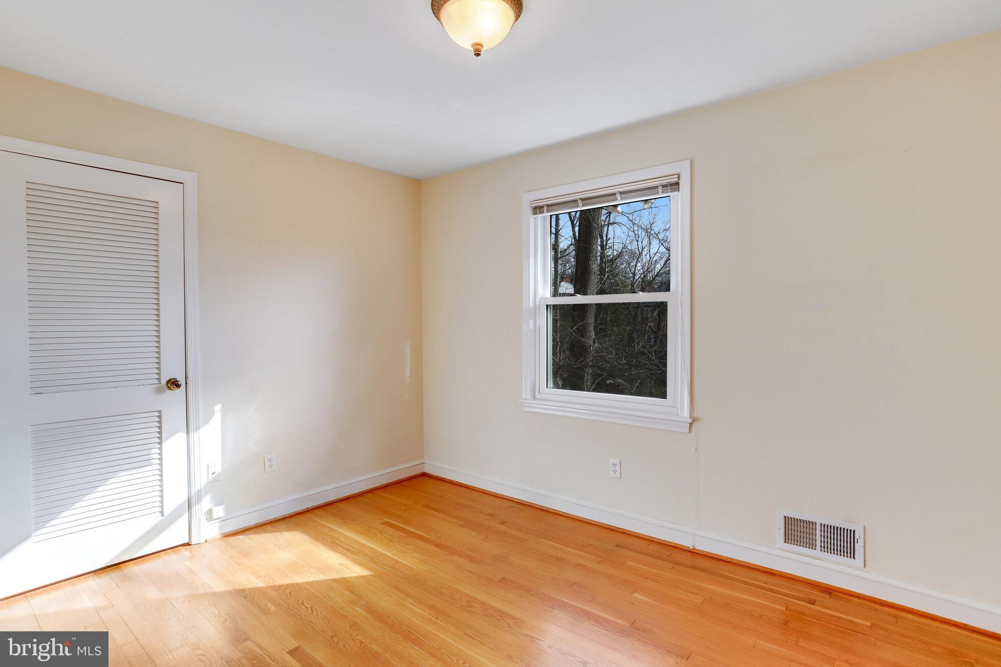 SYLVAN HILLS - Residential Lease