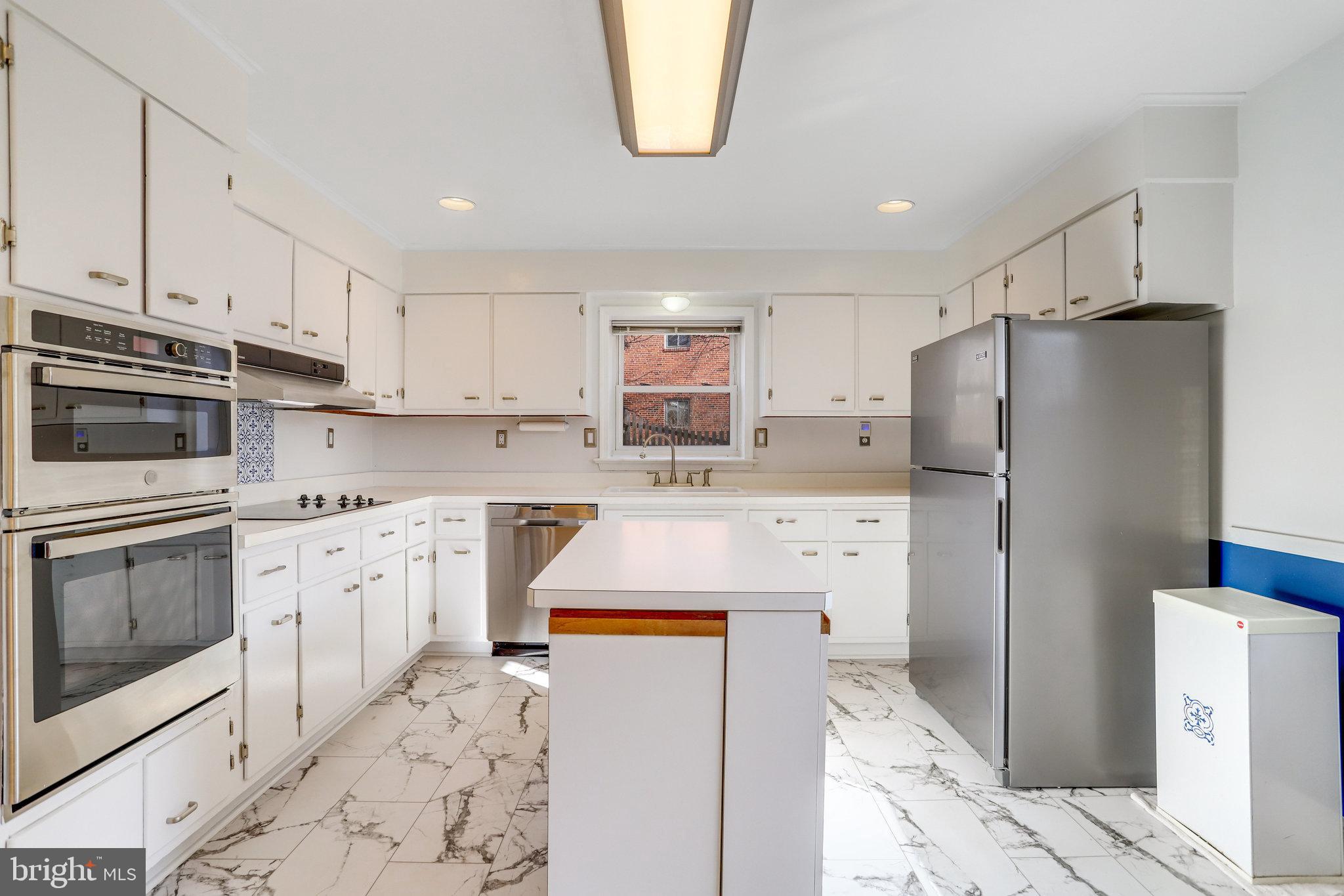 SYLVAN HILLS - Residential Lease