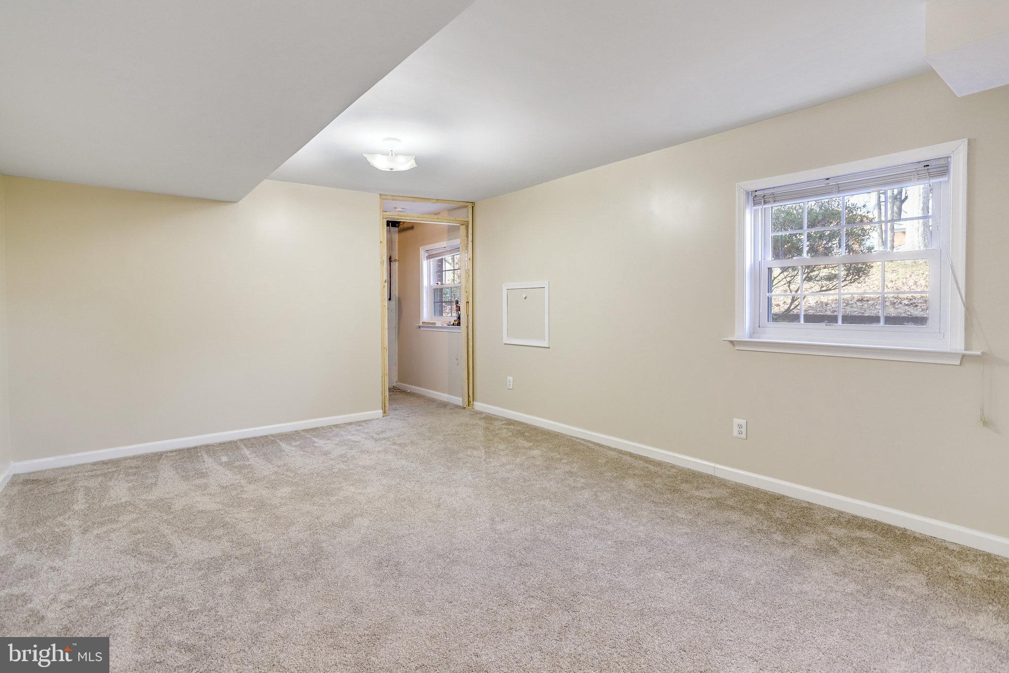 SYLVAN HILLS - Residential Lease