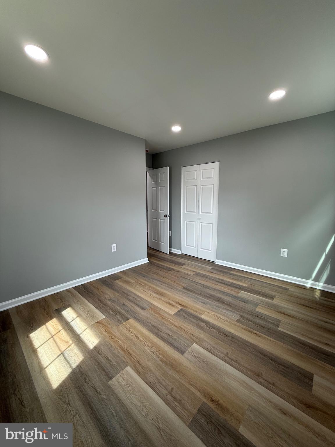 WILLIAMSTOWN - Residential