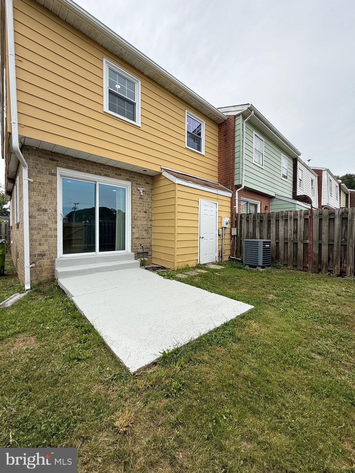 WILLIAMSTOWN - Residential