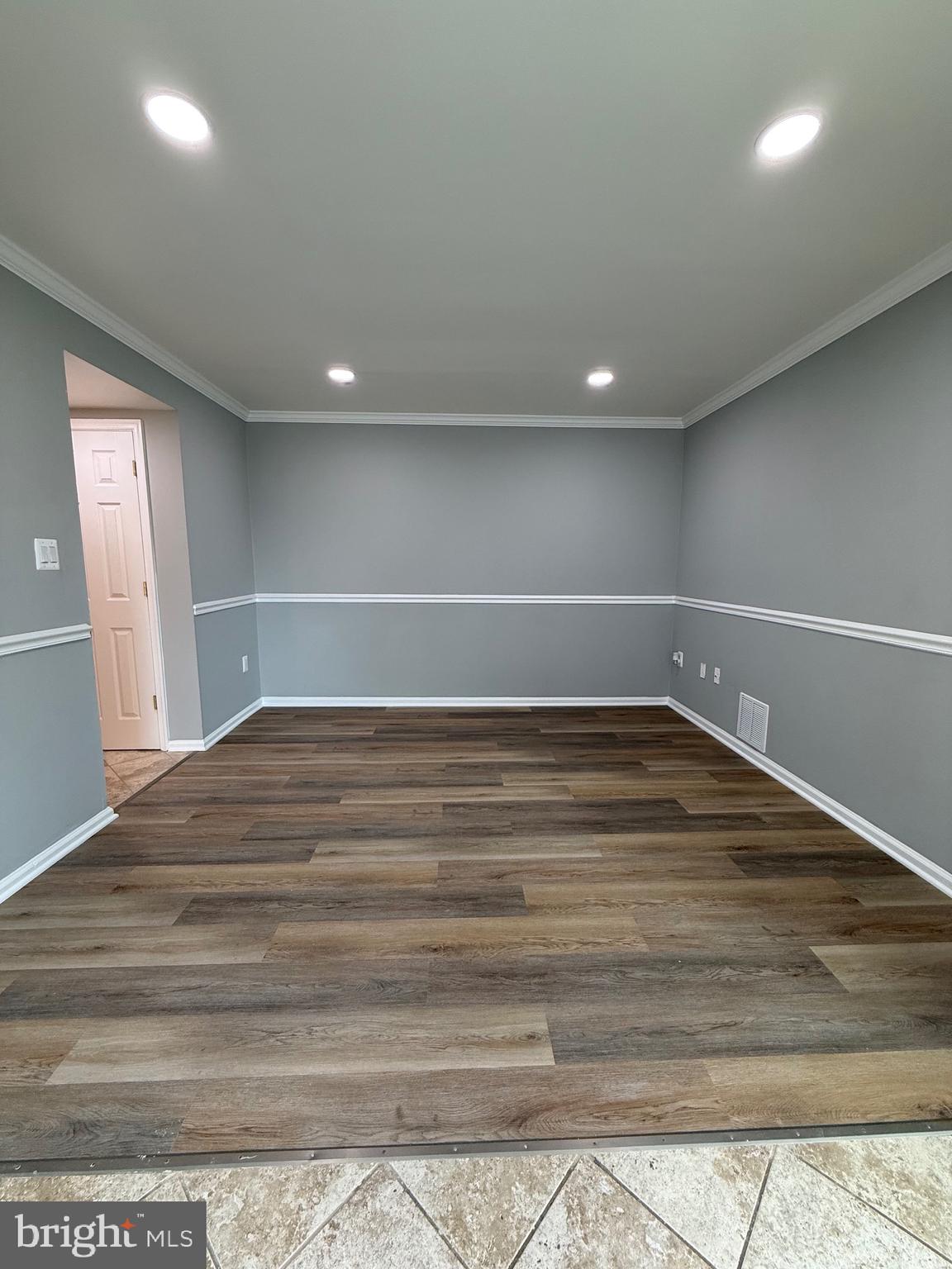 WILLIAMSTOWN - Residential
