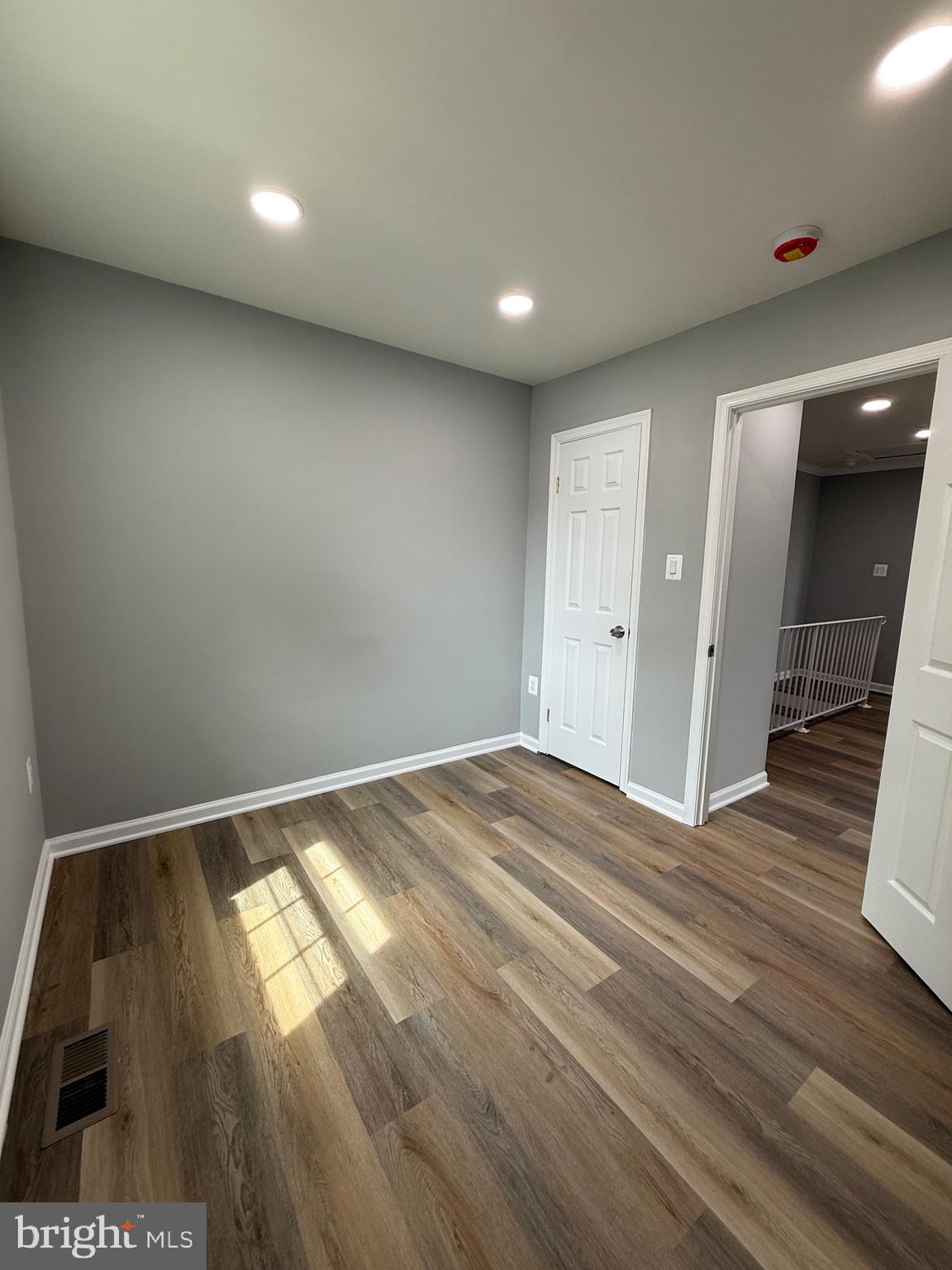WILLIAMSTOWN - Residential