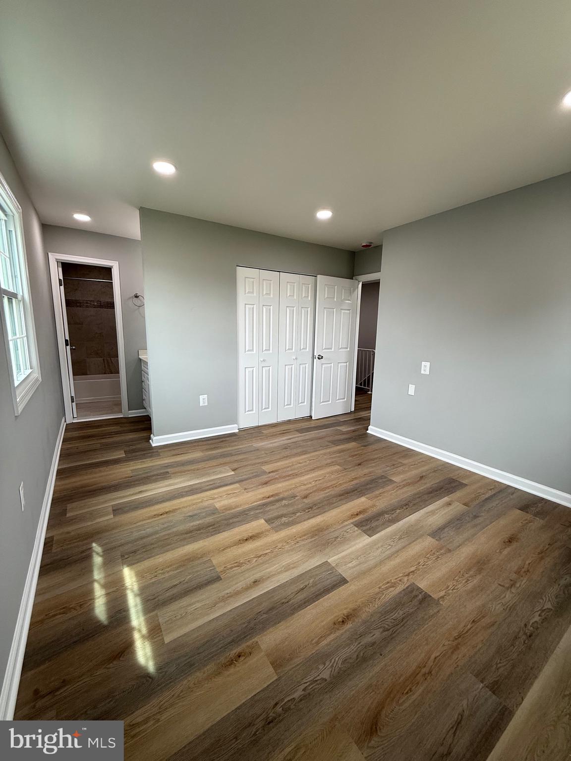 WILLIAMSTOWN - Residential