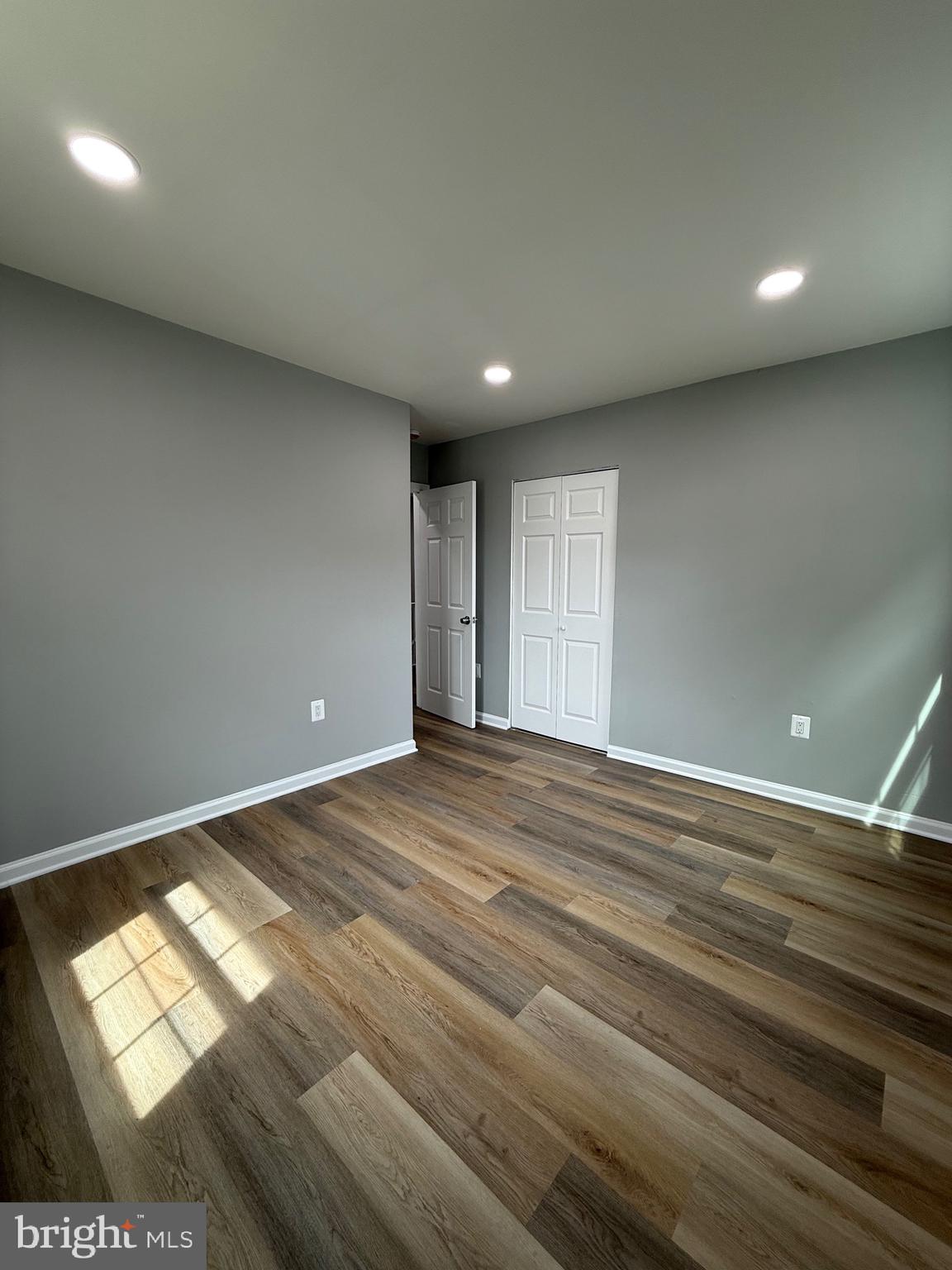 WILLIAMSTOWN - Residential