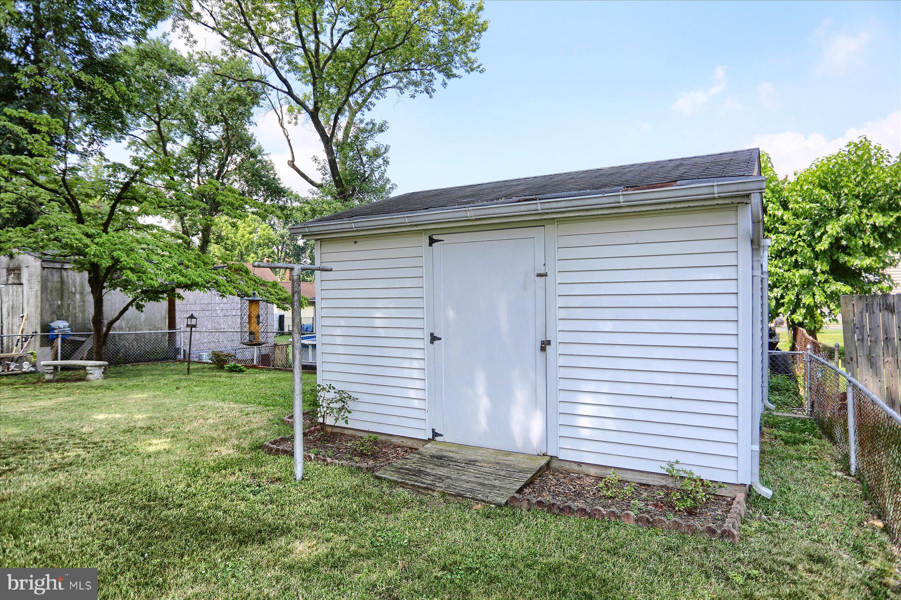 FERNDALE FARMS - Residential