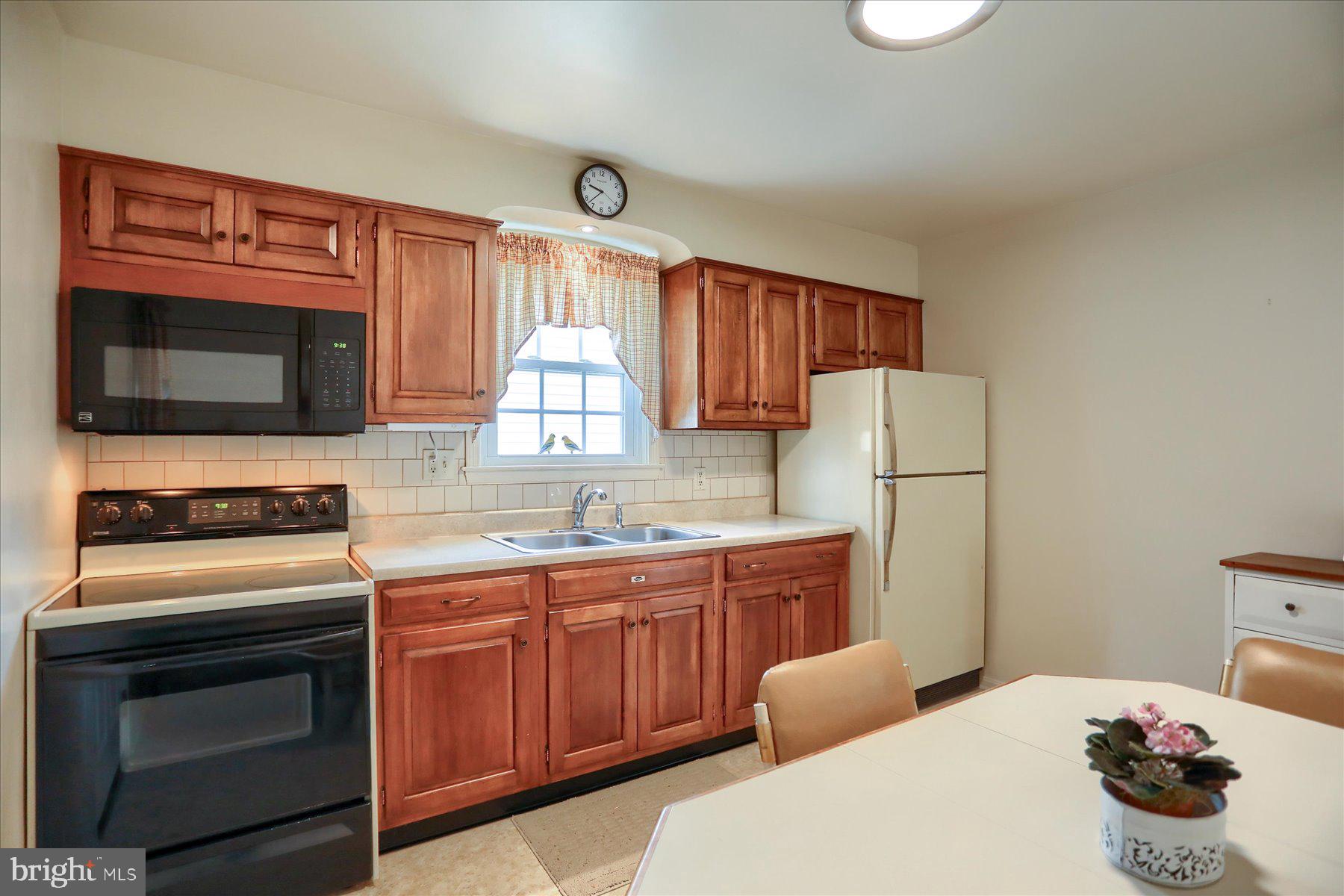 FERNDALE FARMS - Residential