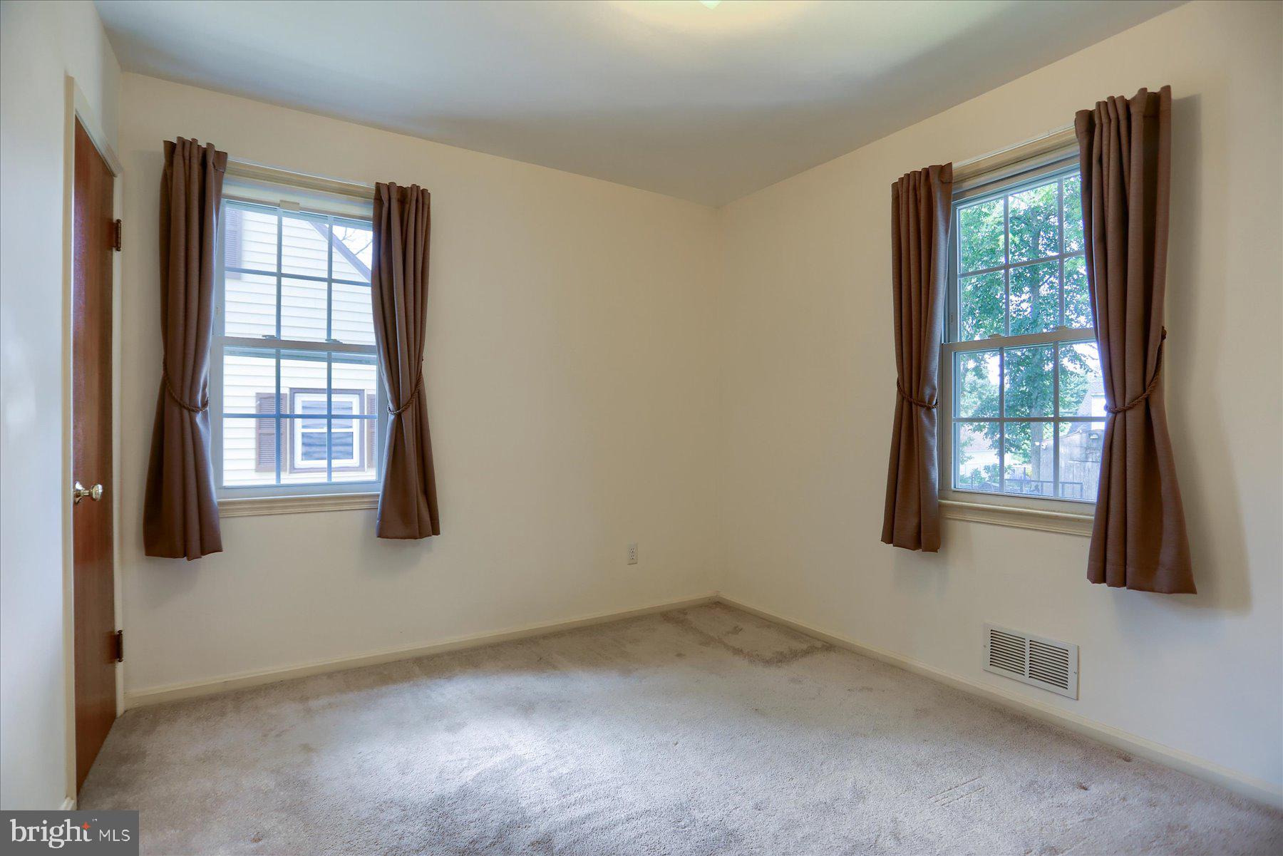 FERNDALE FARMS - Residential