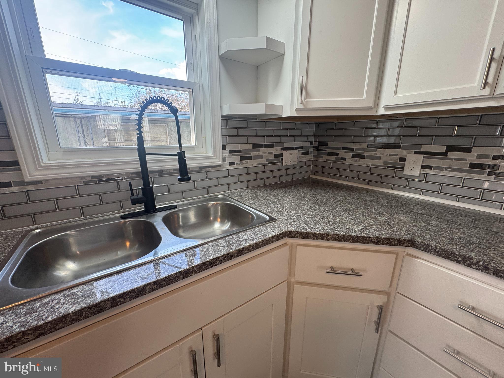 LISA LAKE MBH PARK - Residential