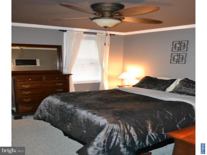 BRIDESBURG - Residential