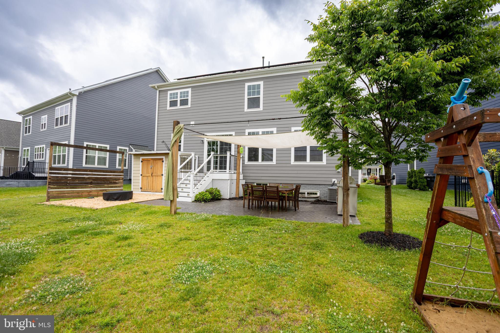 POTOMAC SHORES - Residential