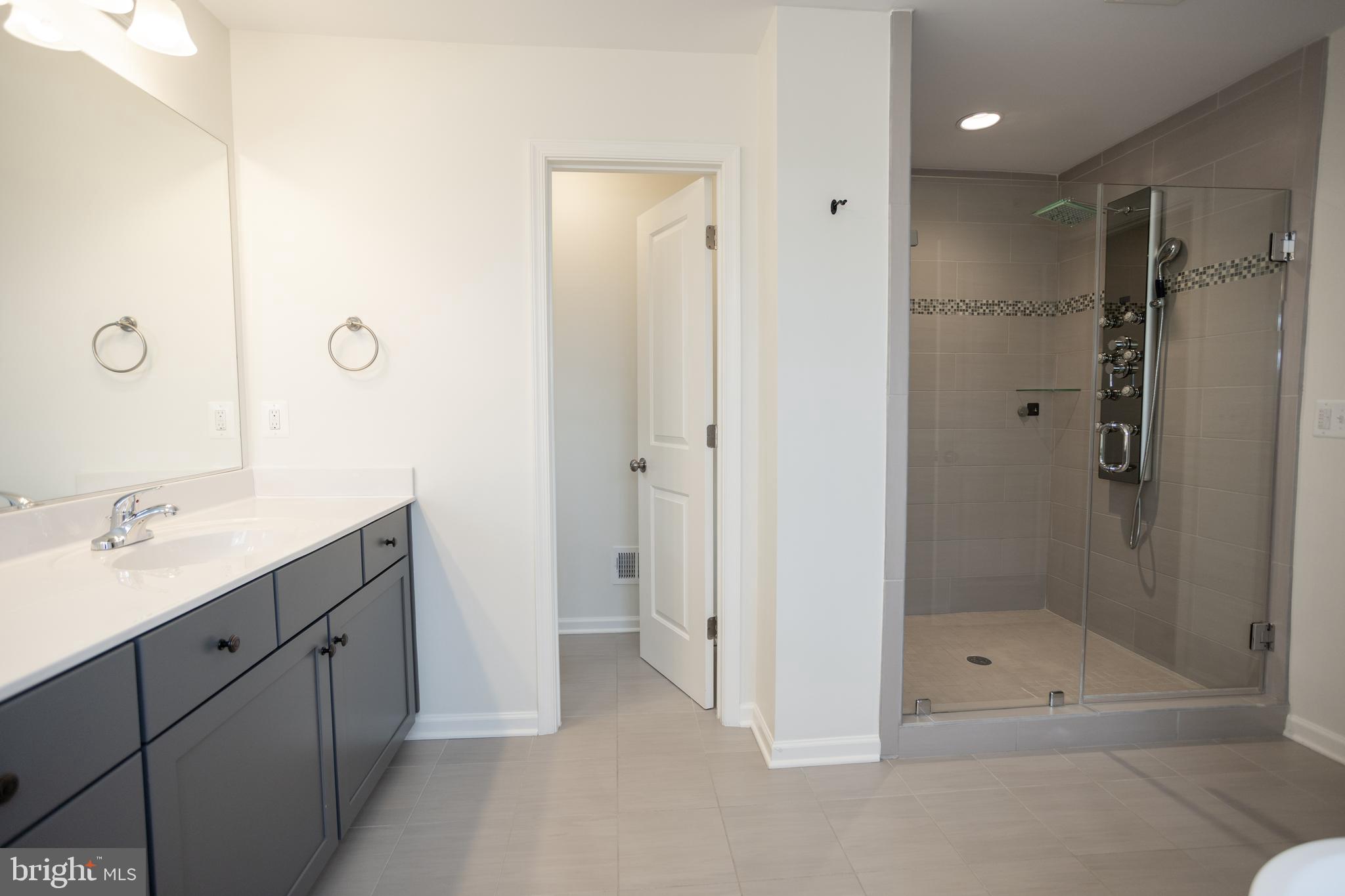 POTOMAC SHORES - Residential