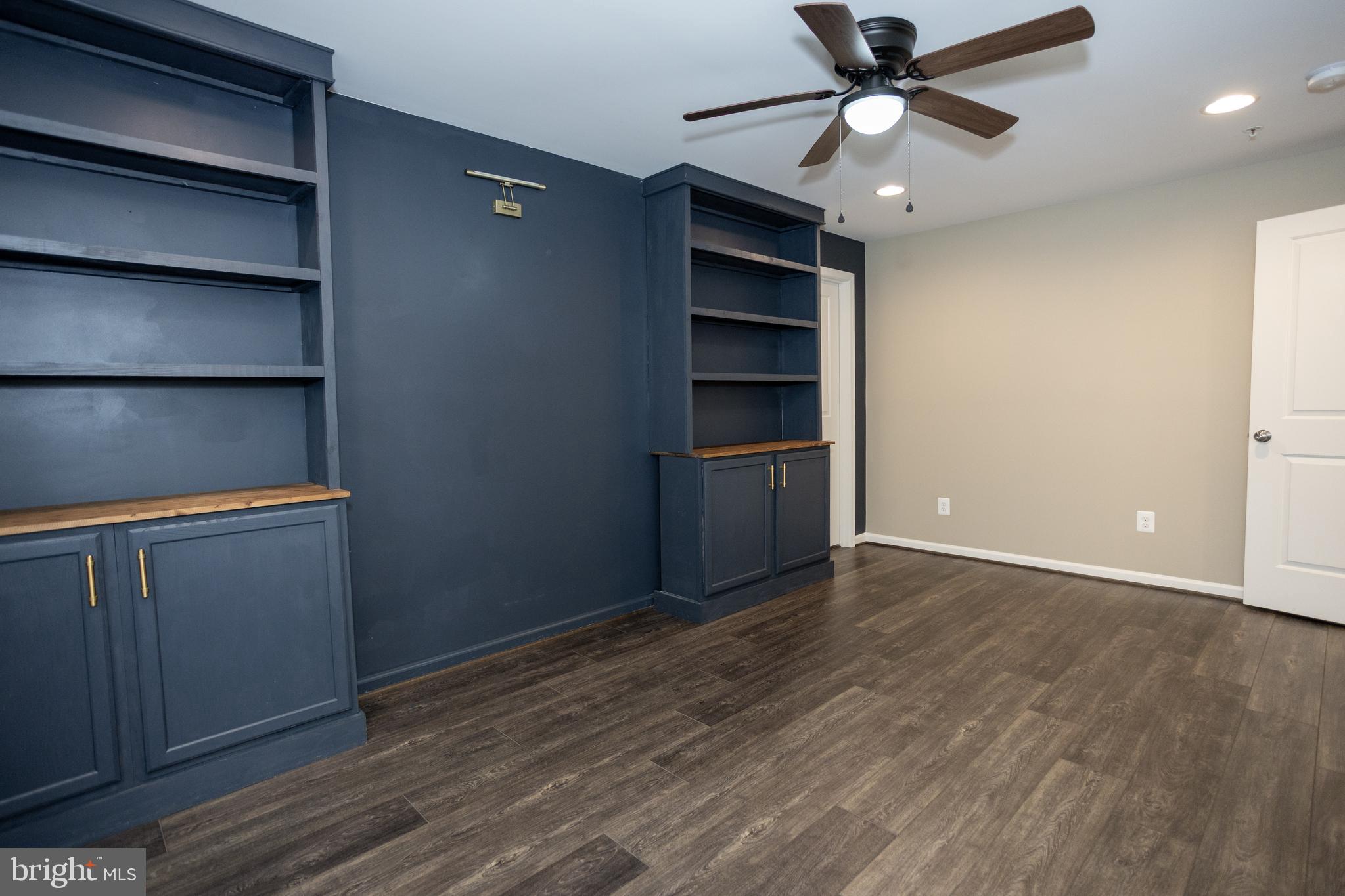 POTOMAC SHORES - Residential