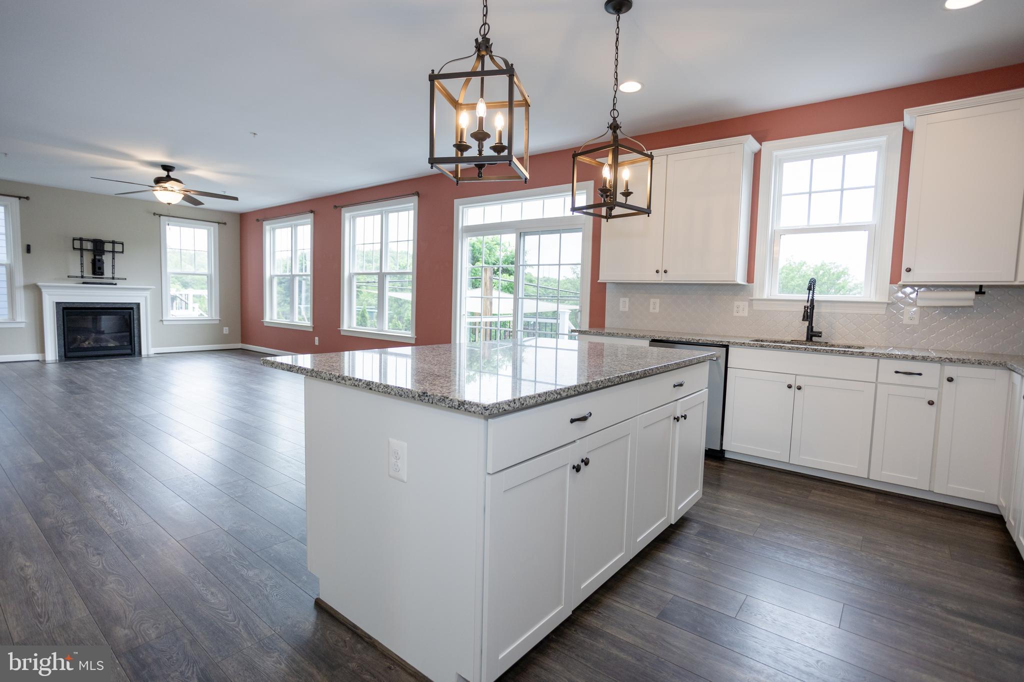 POTOMAC SHORES - Residential