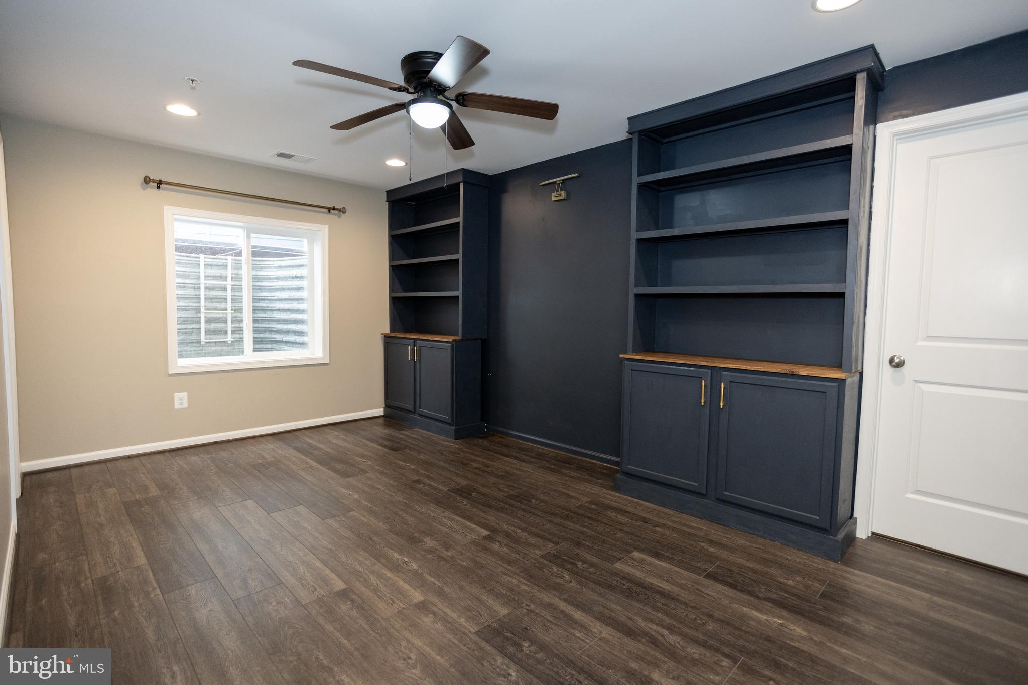 POTOMAC SHORES - Residential