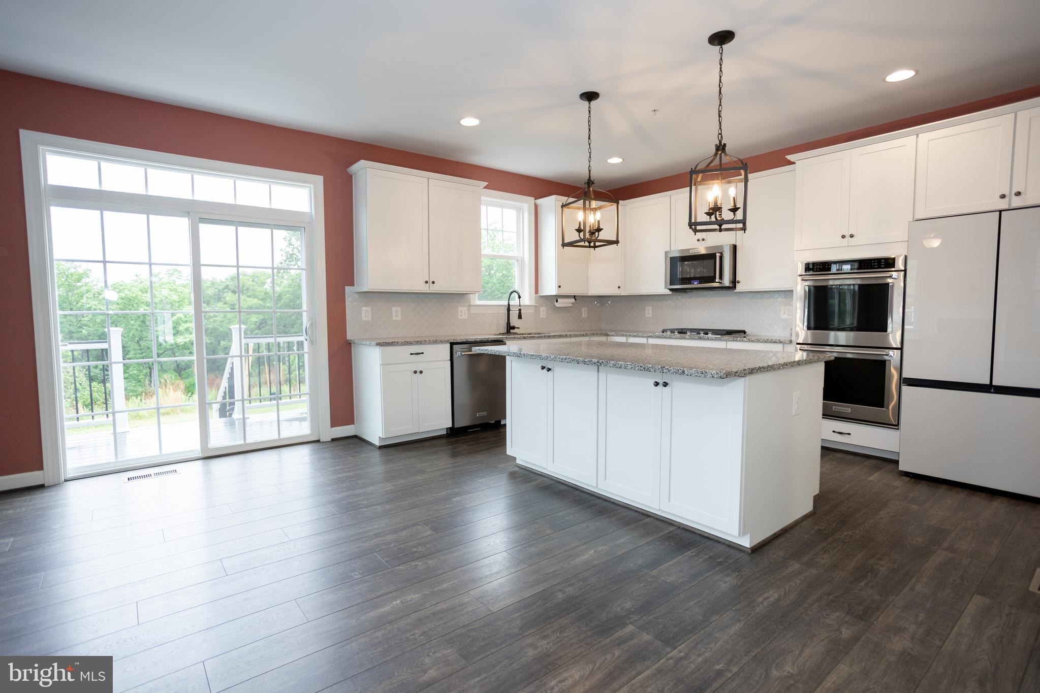 POTOMAC SHORES - Residential