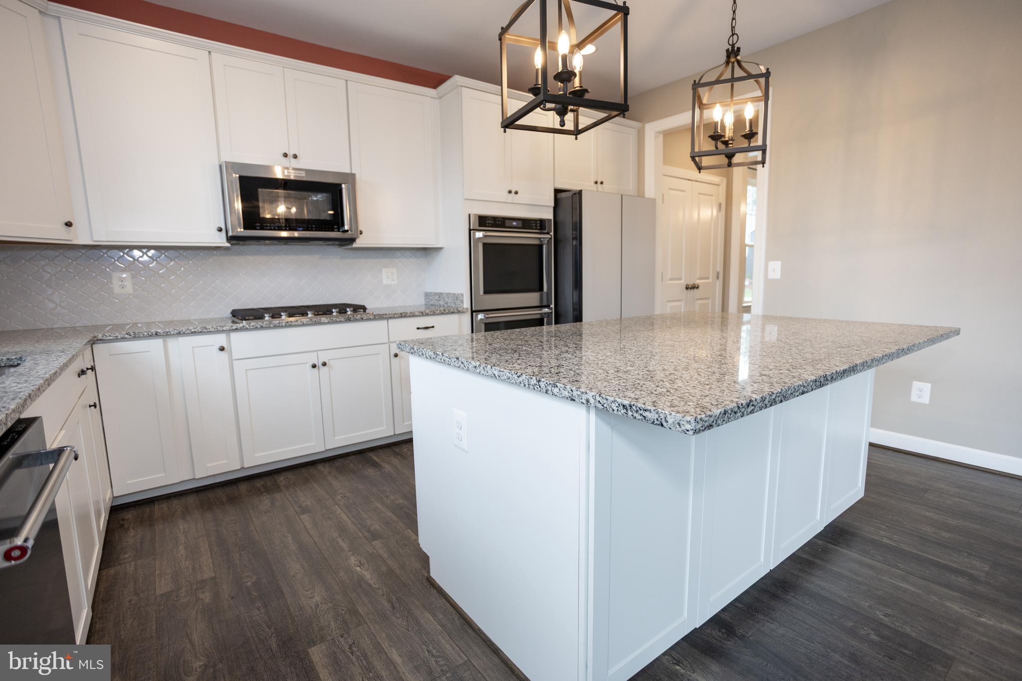 POTOMAC SHORES - Residential