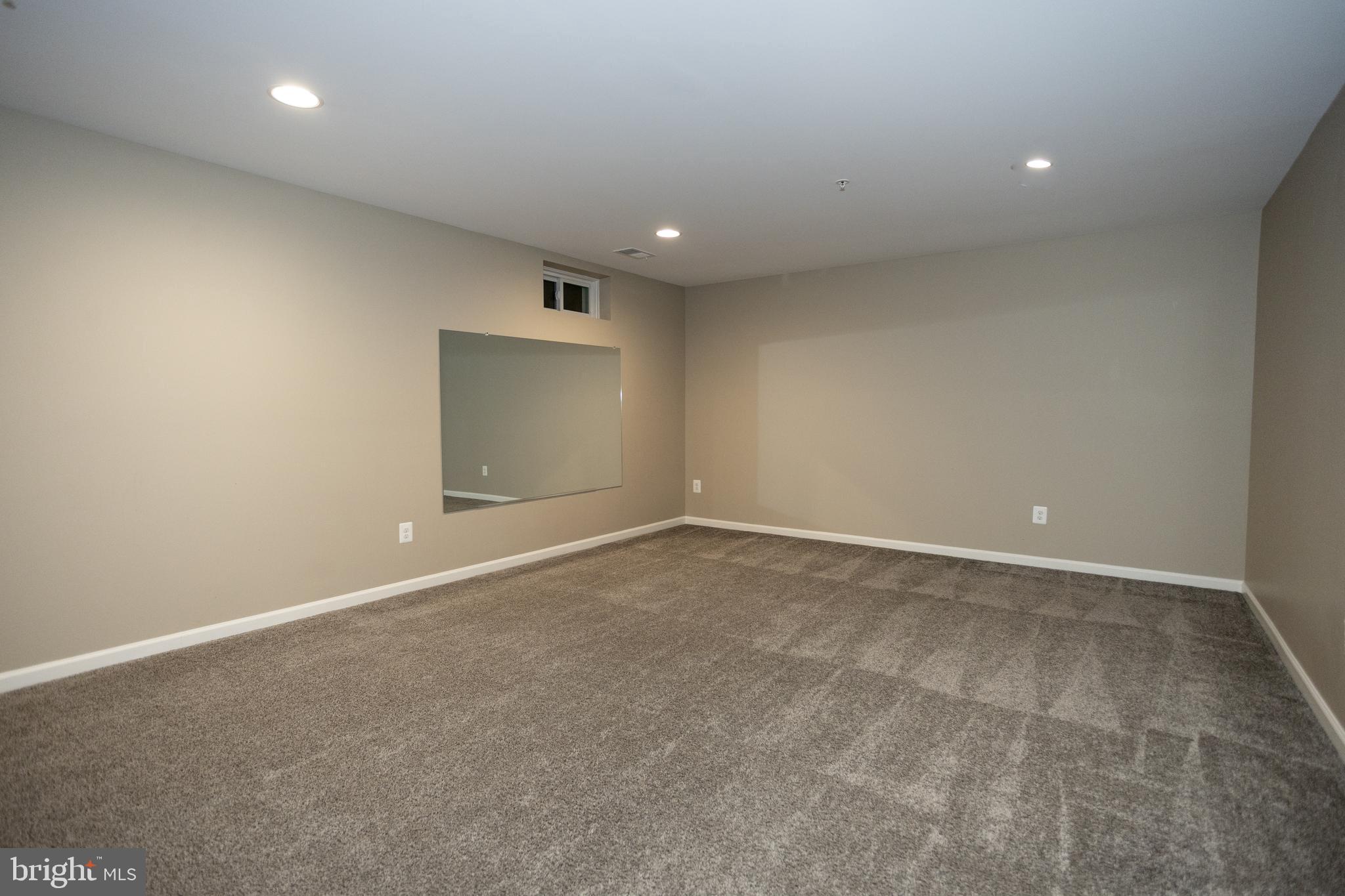 POTOMAC SHORES - Residential
