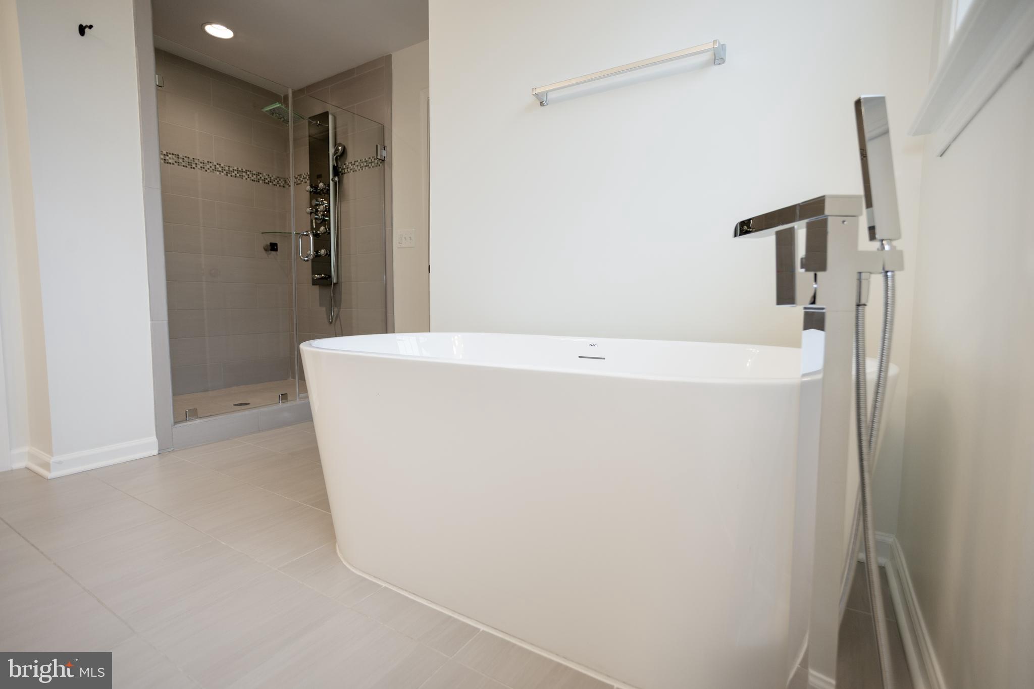 POTOMAC SHORES - Residential