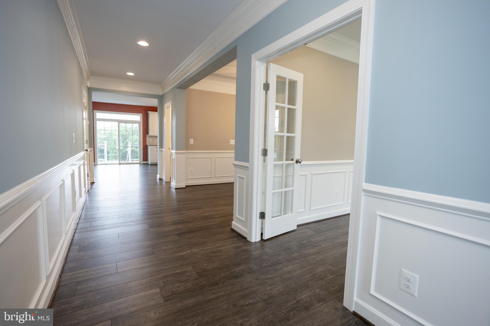 POTOMAC SHORES - Residential
