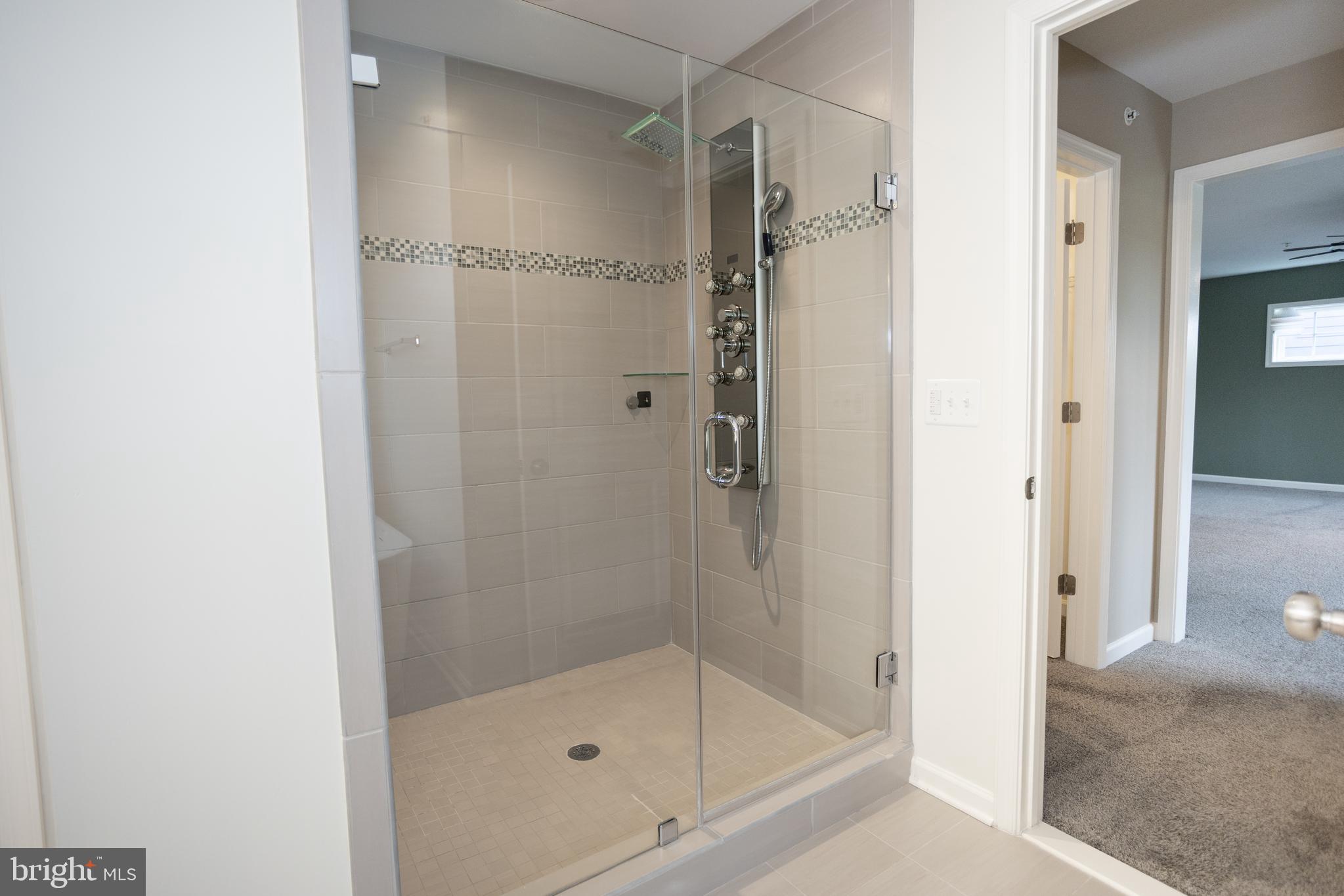 POTOMAC SHORES - Residential