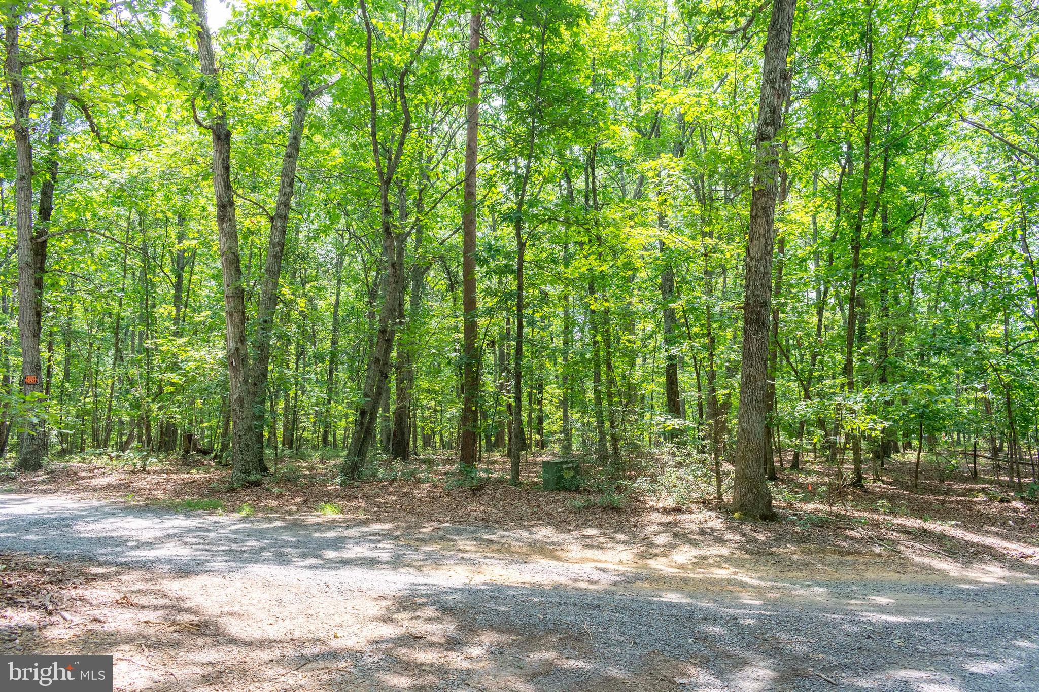 BREEZEWOOD - Land