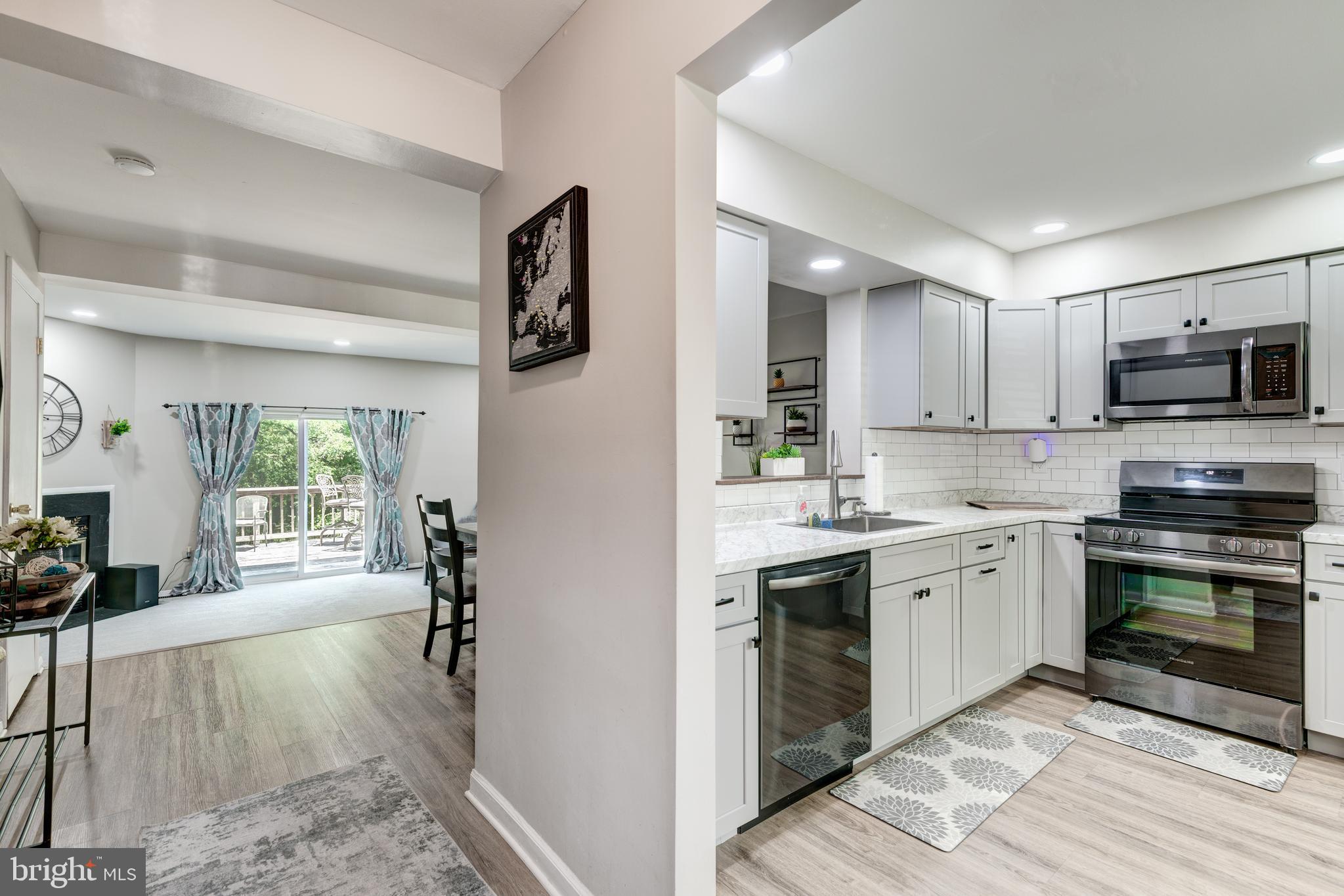 KIMBERLY VILLAGE - Residential