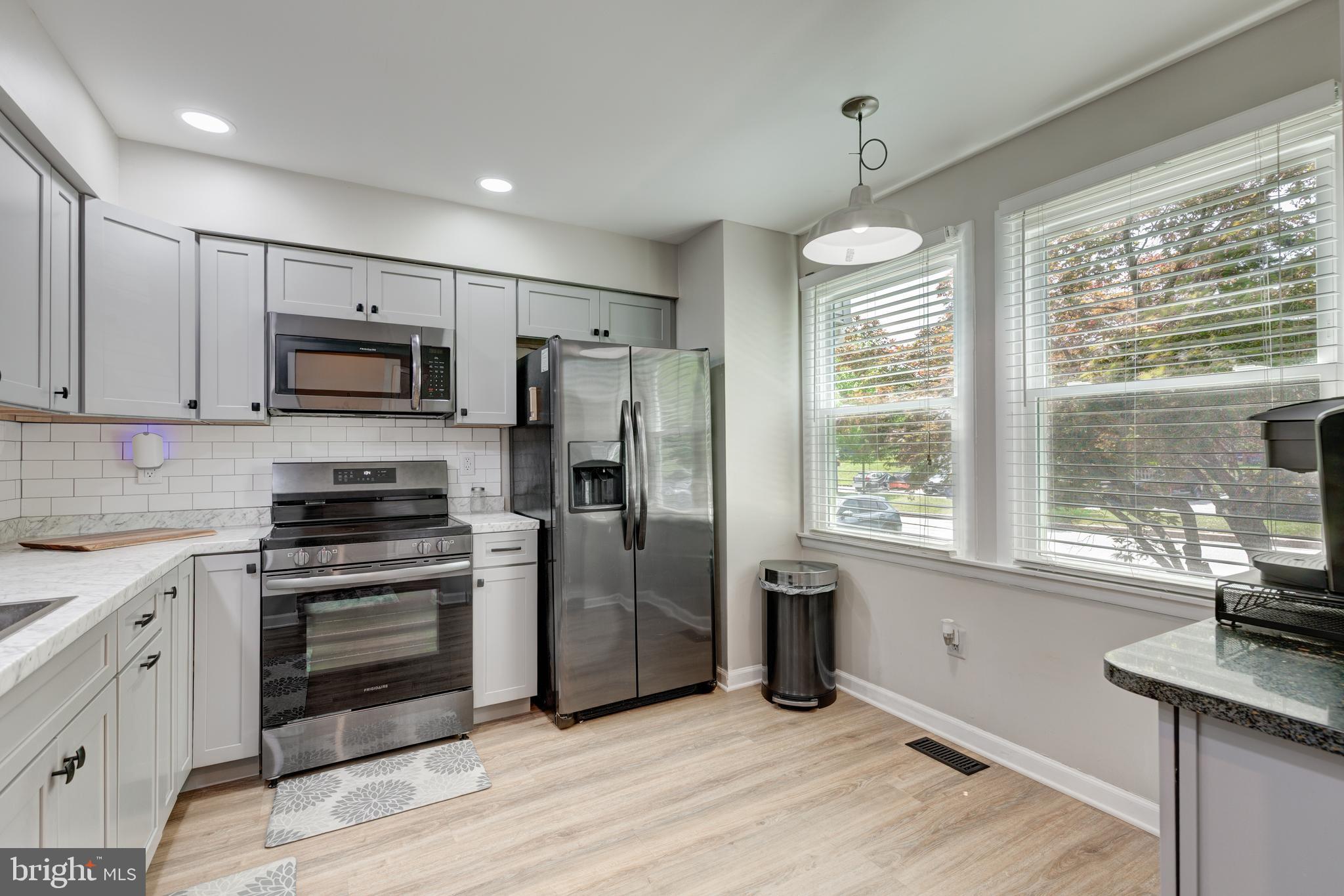 KIMBERLY VILLAGE - Residential