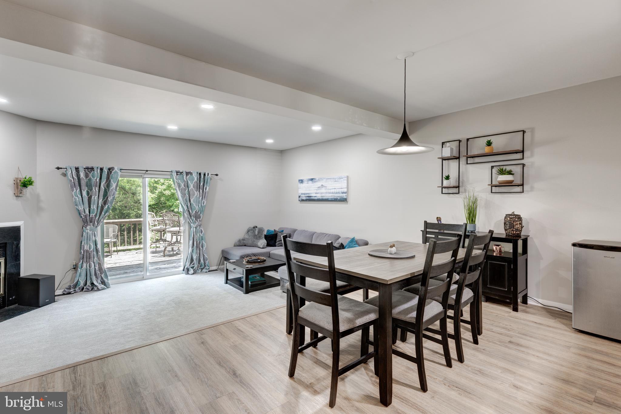 KIMBERLY VILLAGE - Residential