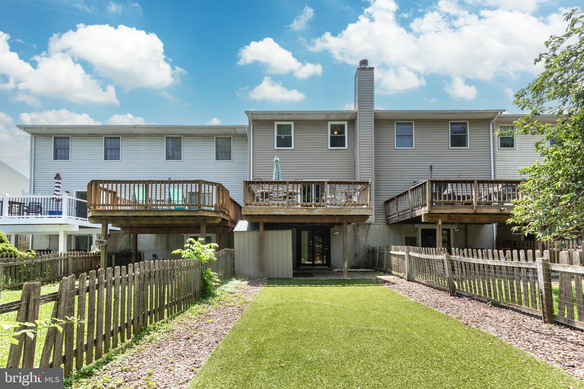 KIMBERLY VILLAGE - Residential