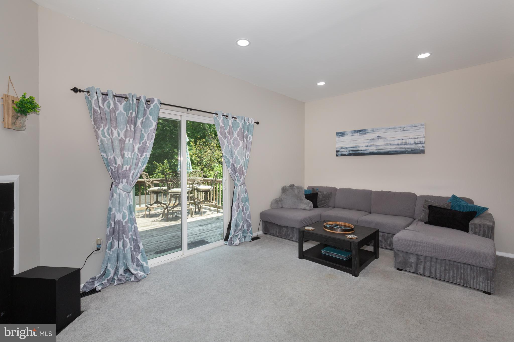 KIMBERLY VILLAGE - Residential