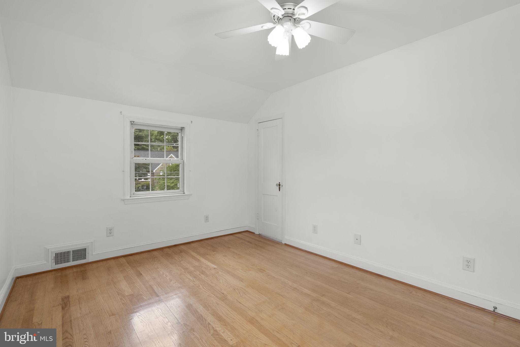 WOODMOOR - Residential