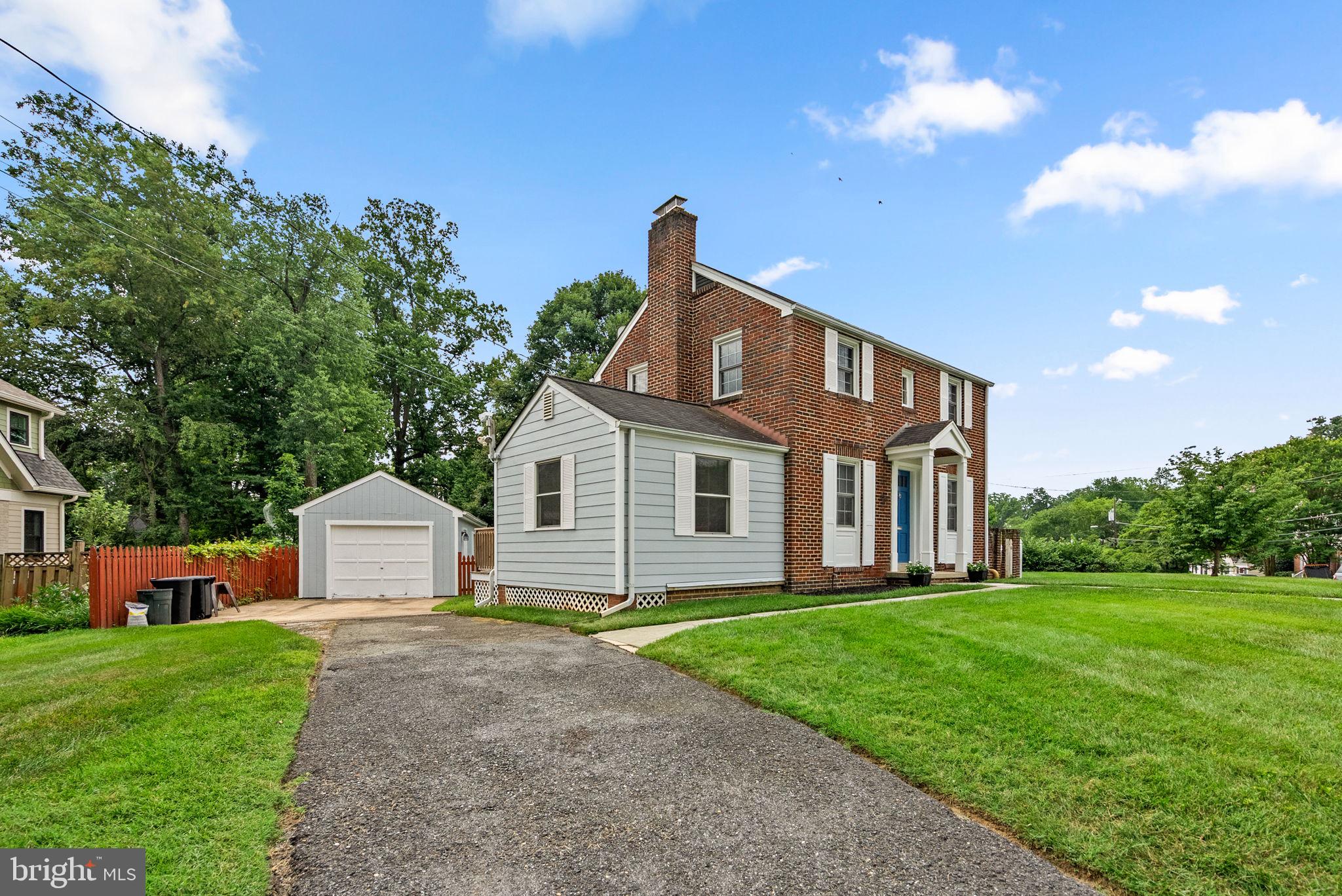WOODMOOR - Residential
