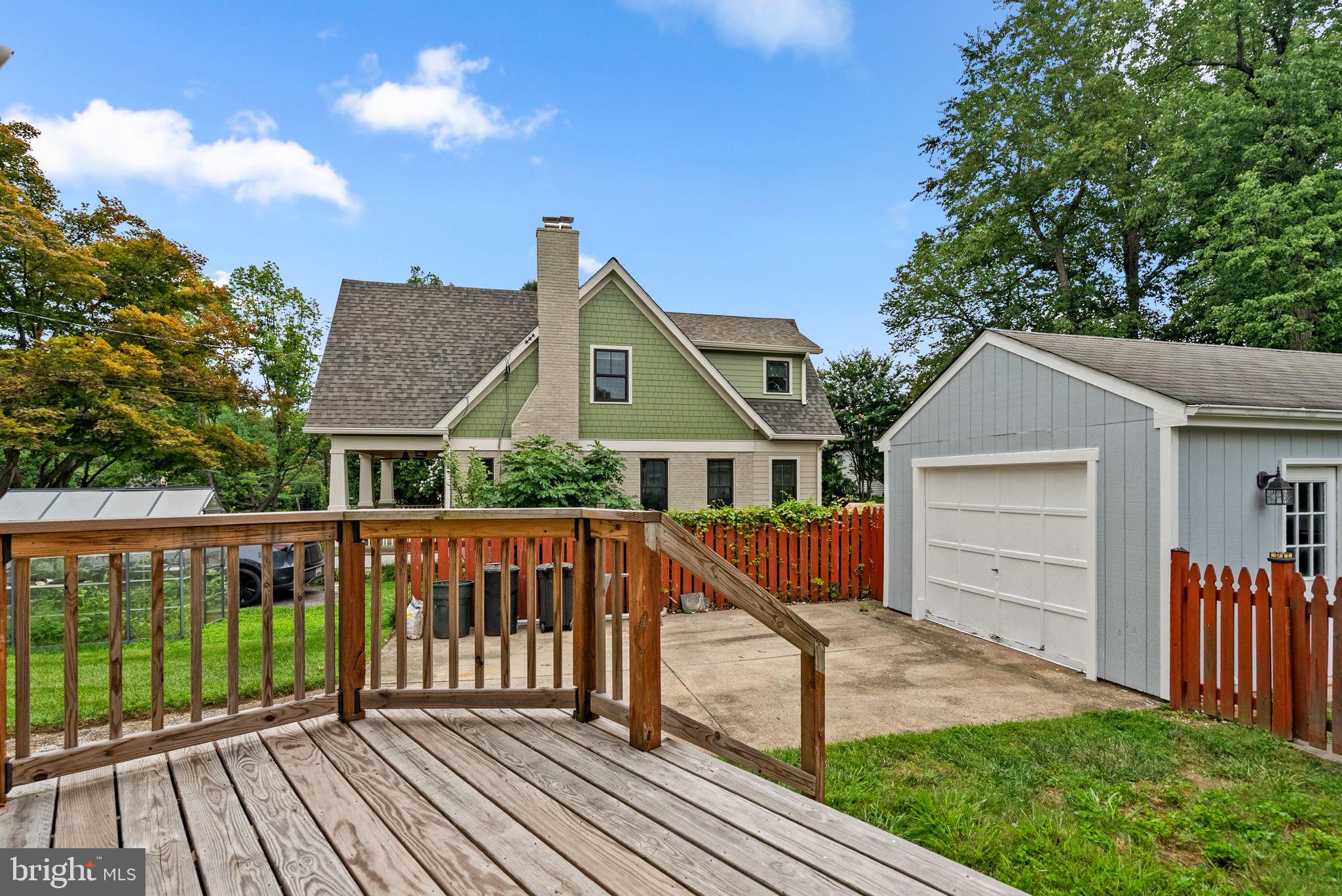 WOODMOOR - Residential