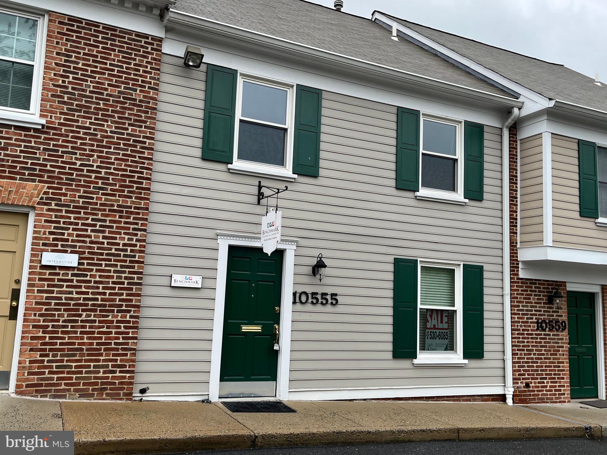 You are in control.  You and or your clients park in front of your office, just 2 blocks to the Marc rail station.  Easy access off 495, Connecticut and Georgia Avenues as well as University Blvd.  



Legacy furniture can remain or be removed.