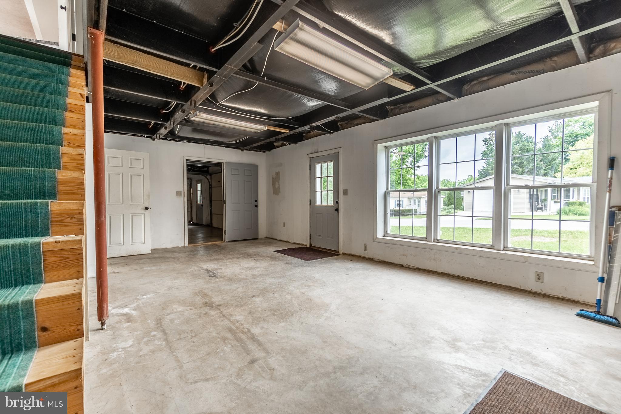 PINE RUN RETIREMENT COMMUNITY - Residential