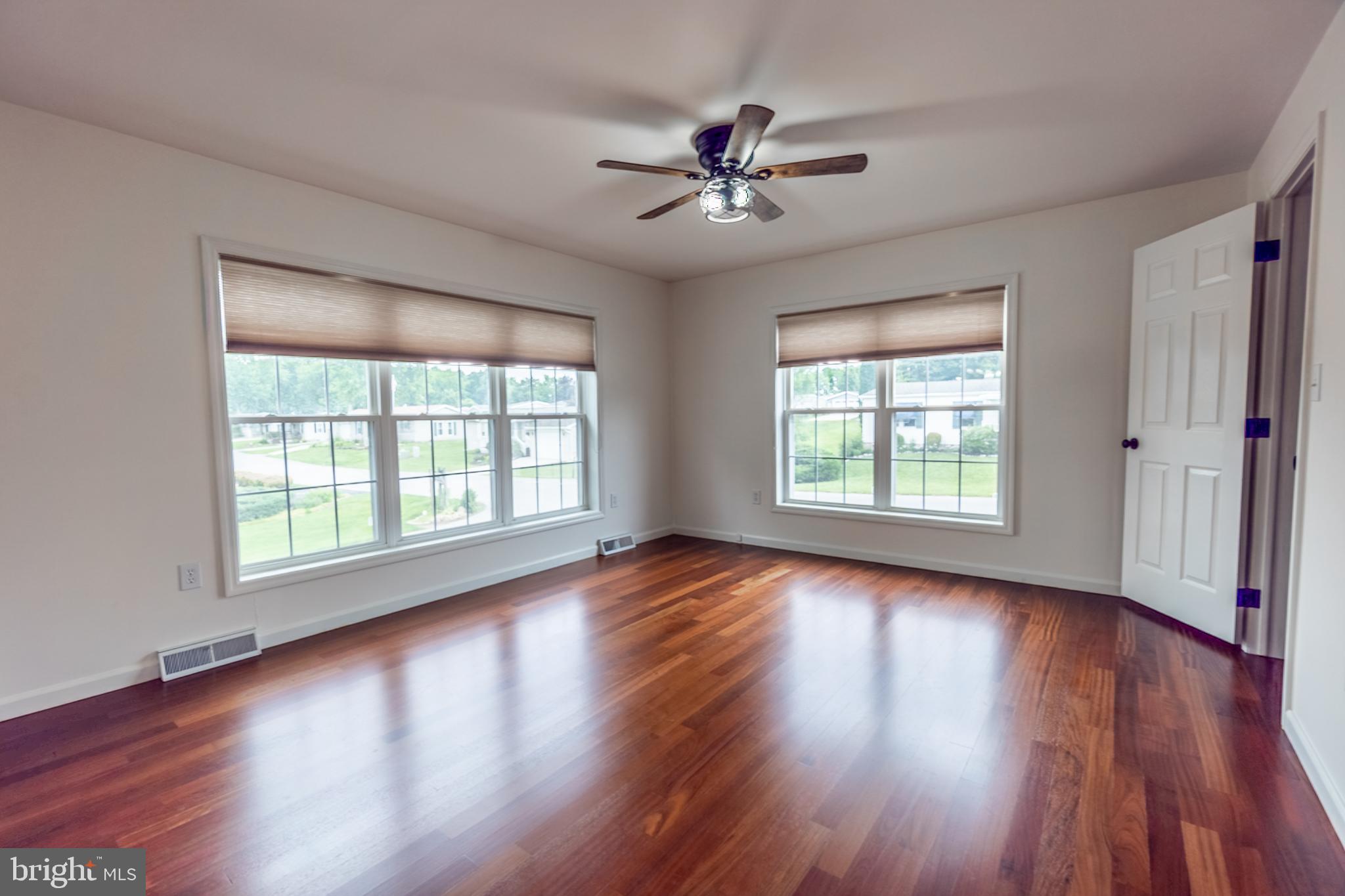 PINE RUN RETIREMENT COMMUNITY - Residential