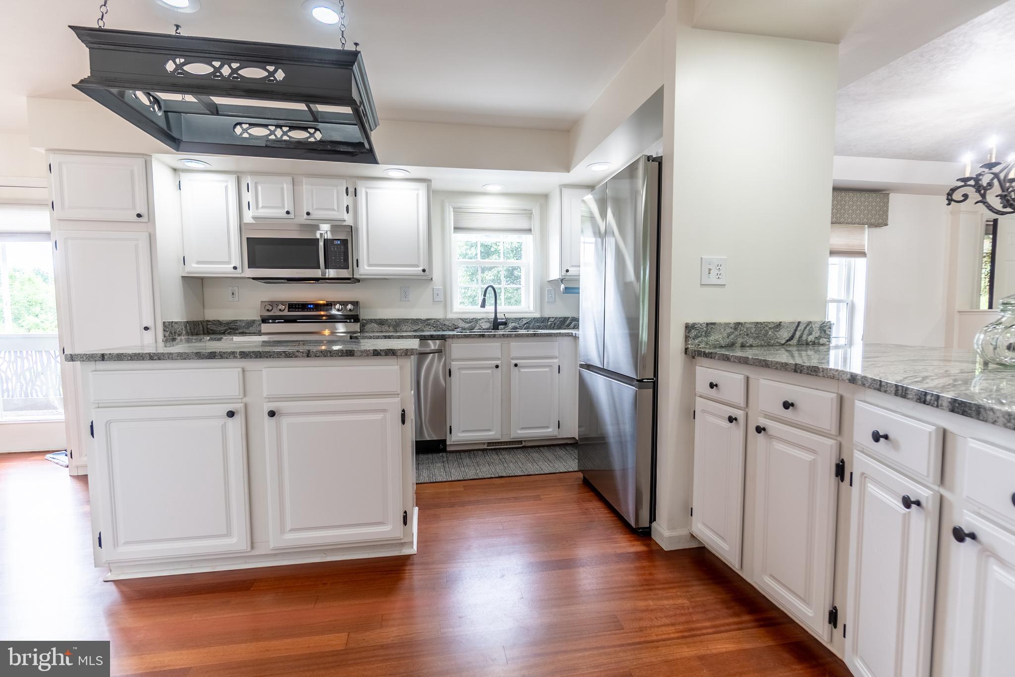 PINE RUN RETIREMENT COMMUNITY - Residential