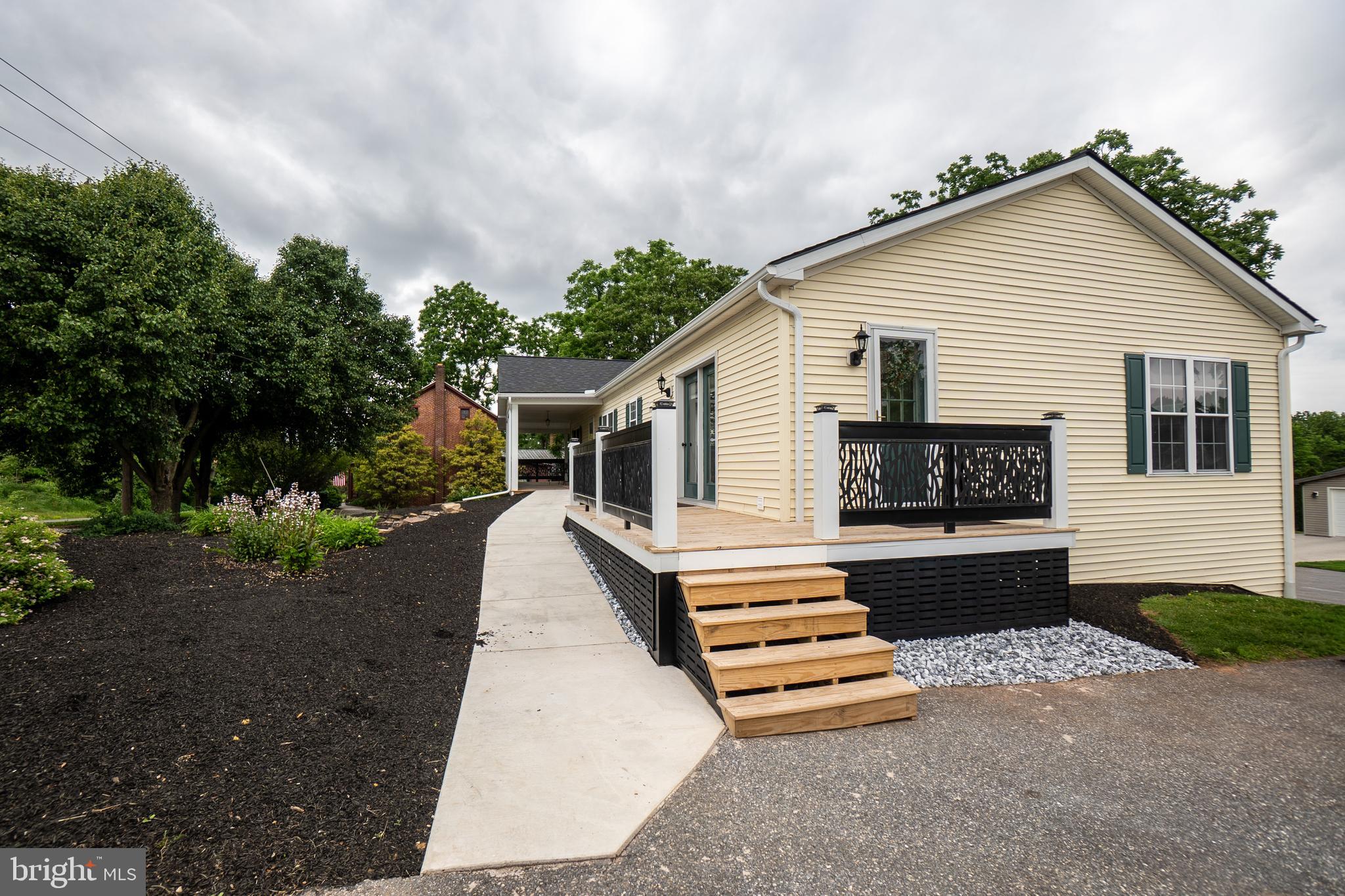 PINE RUN RETIREMENT COMMUNITY - Residential