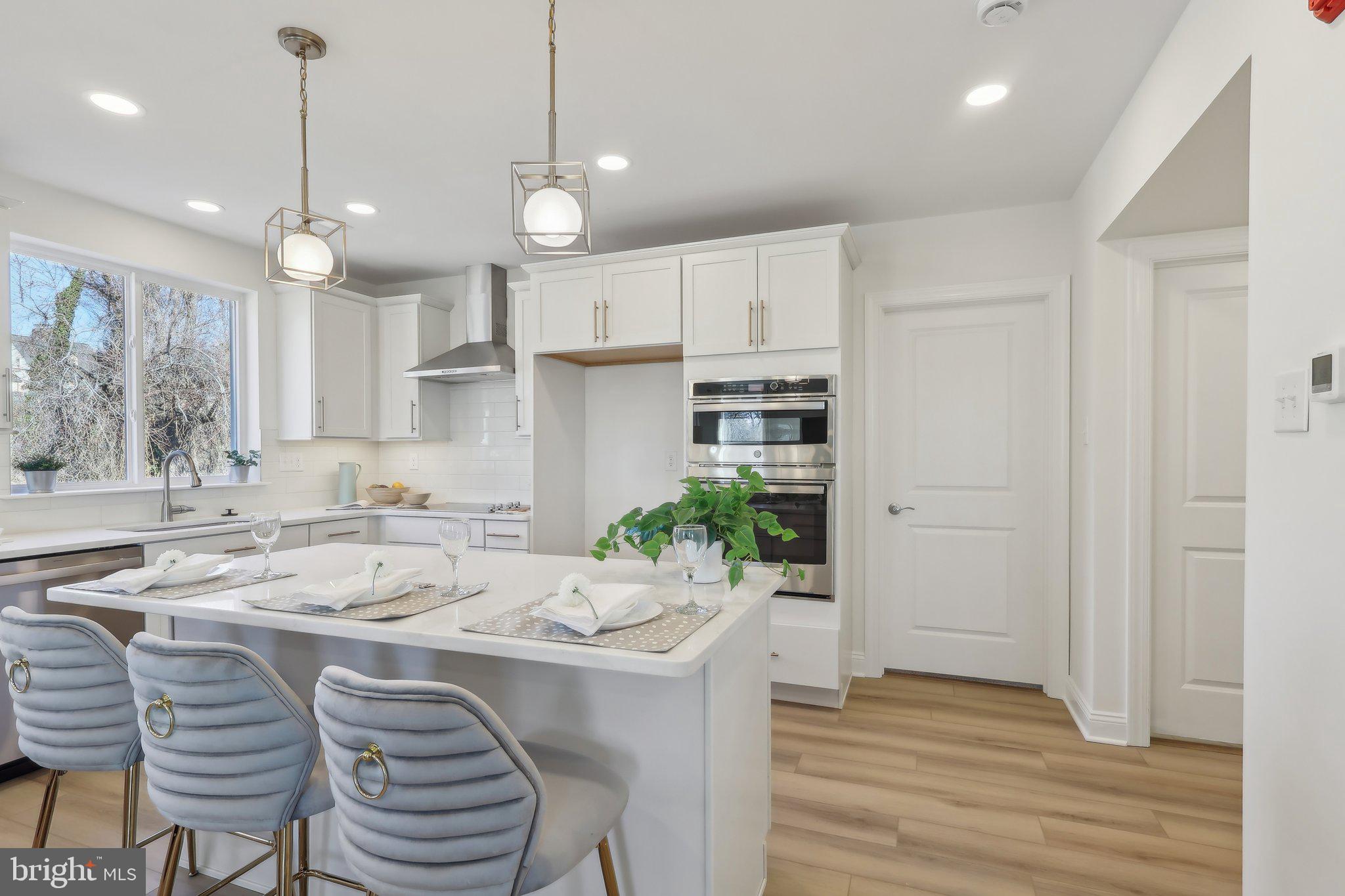 ARBOR PLACE - Residential