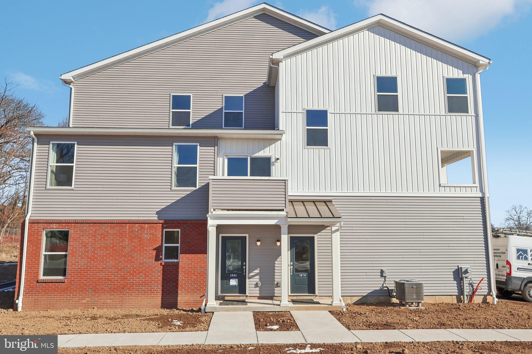 ARBOR PLACE - Residential