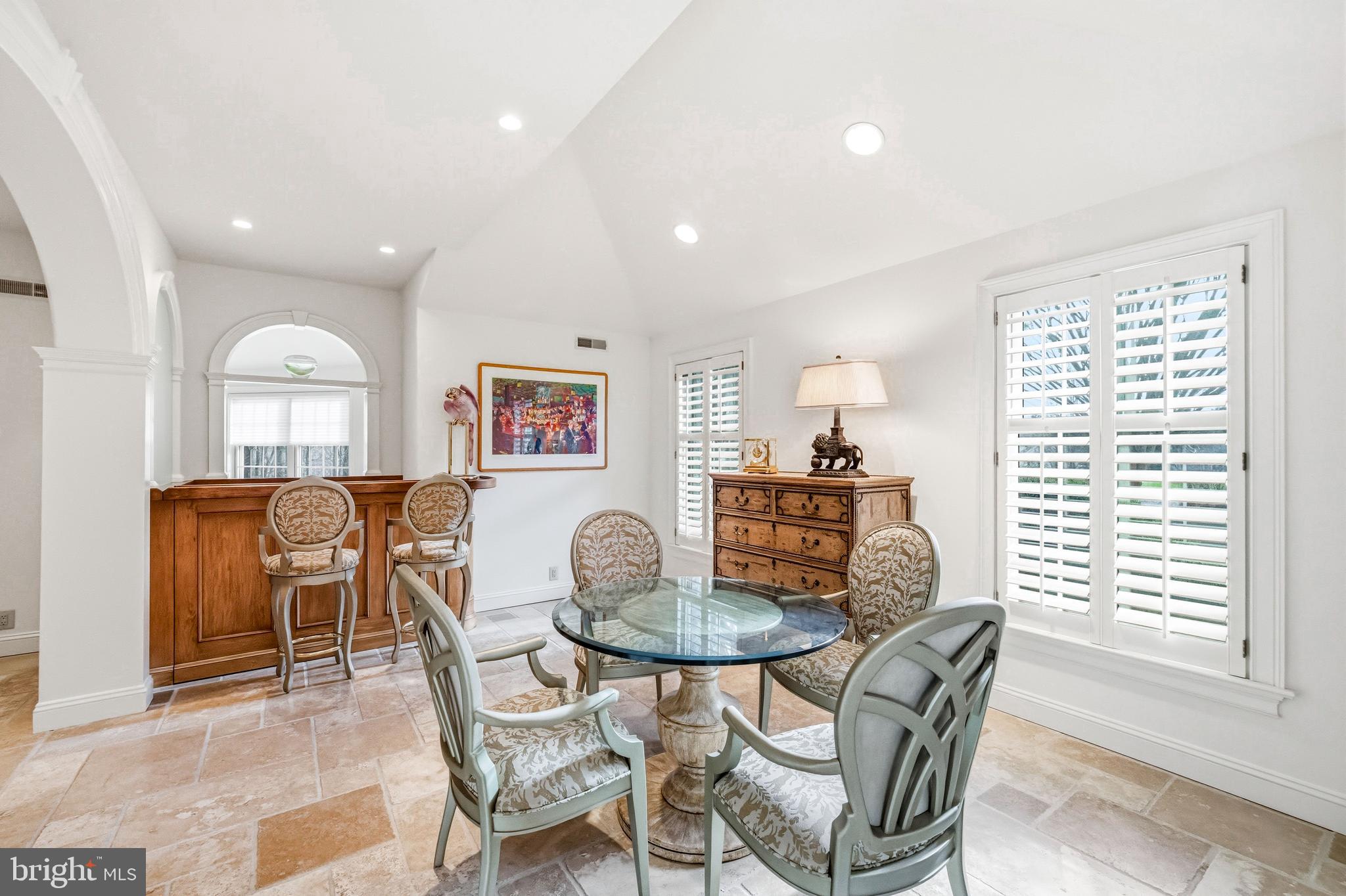 MERCER GATE - Residential