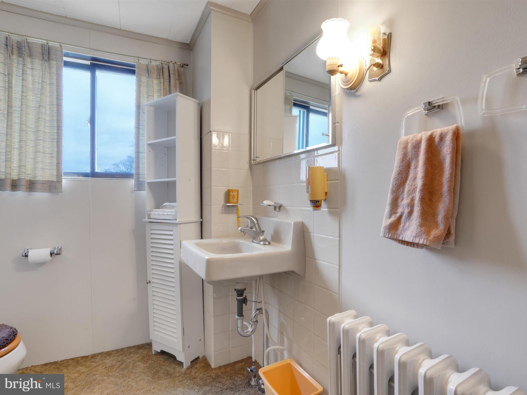 YORKVILLE - Residential