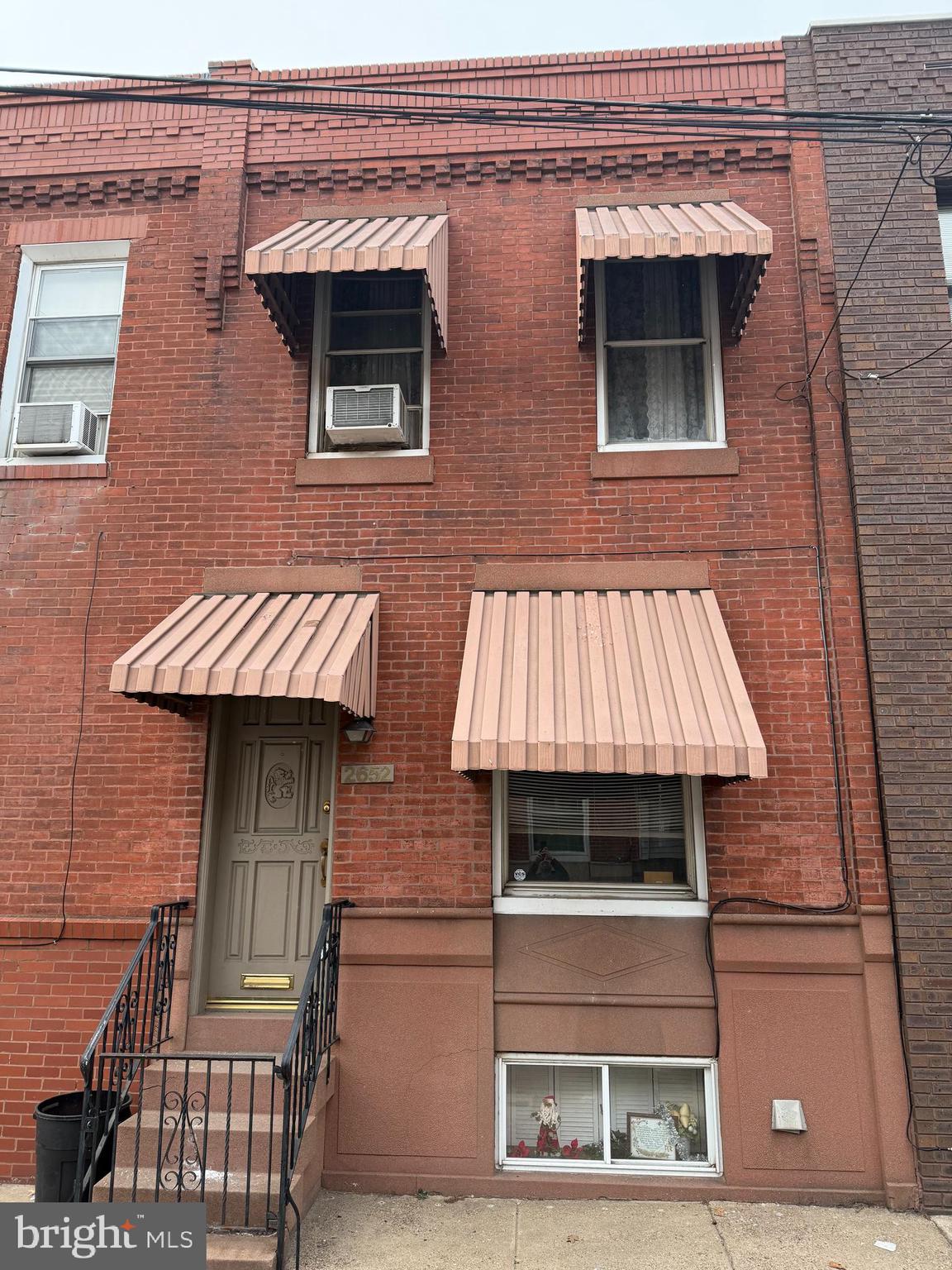 GIRARD ESTATES - Residential