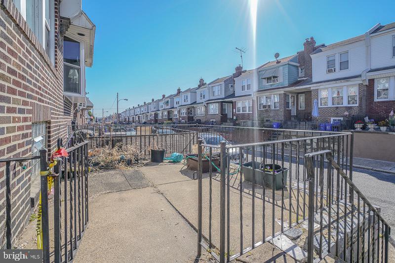 MAYFAIR - Residential