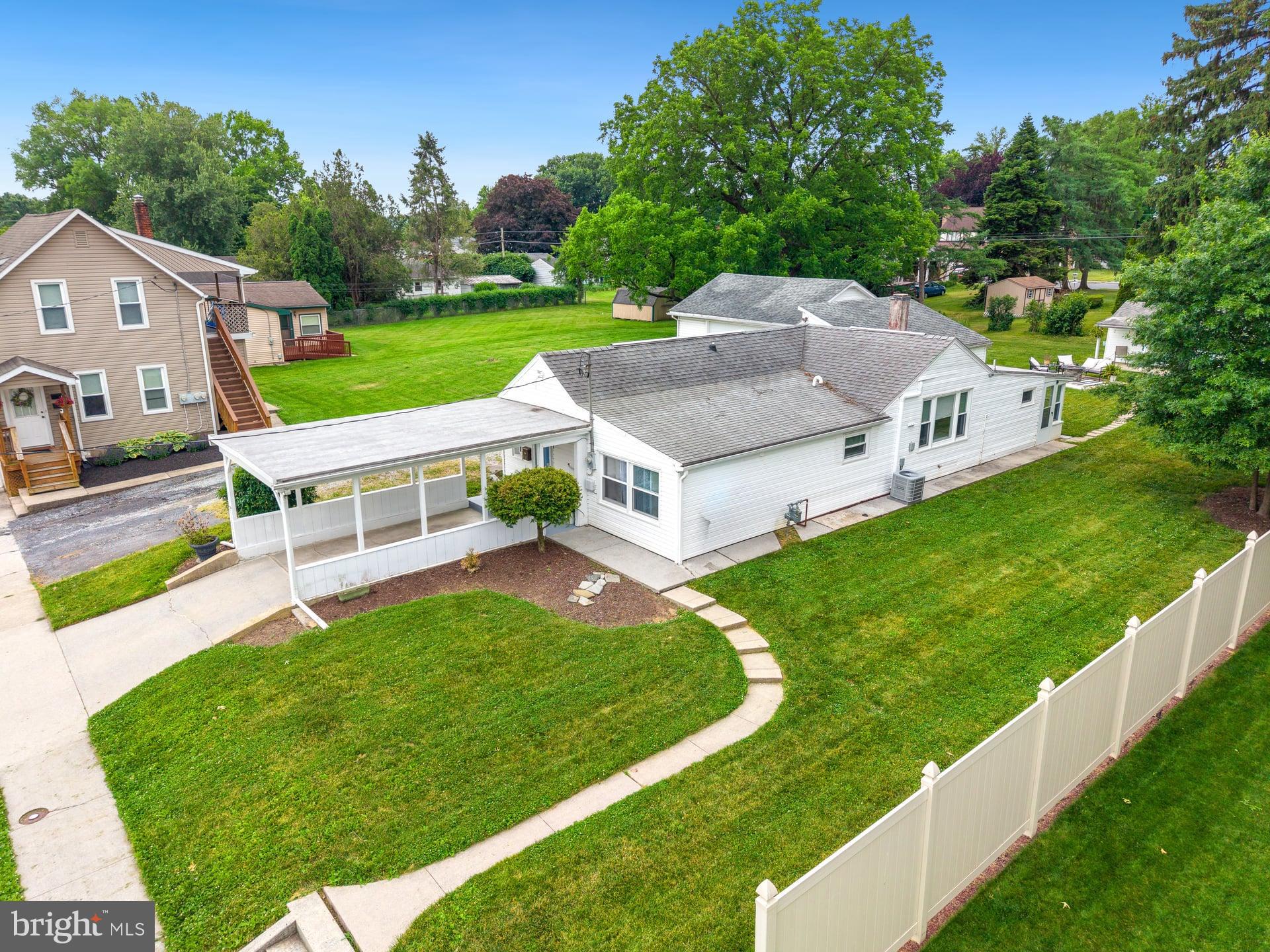 PALMYRA BOROUGH - Residential