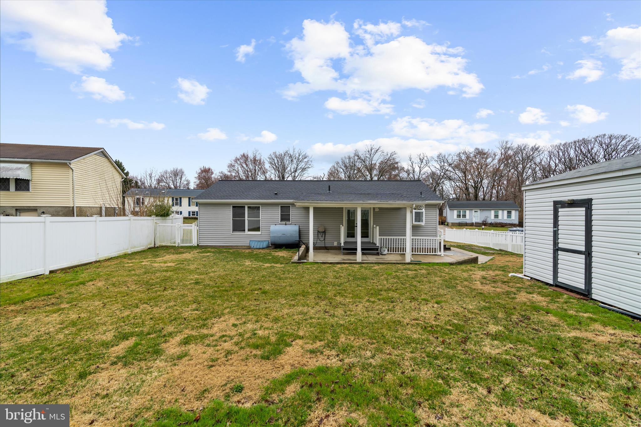 GOLDEN ACRES - Residential