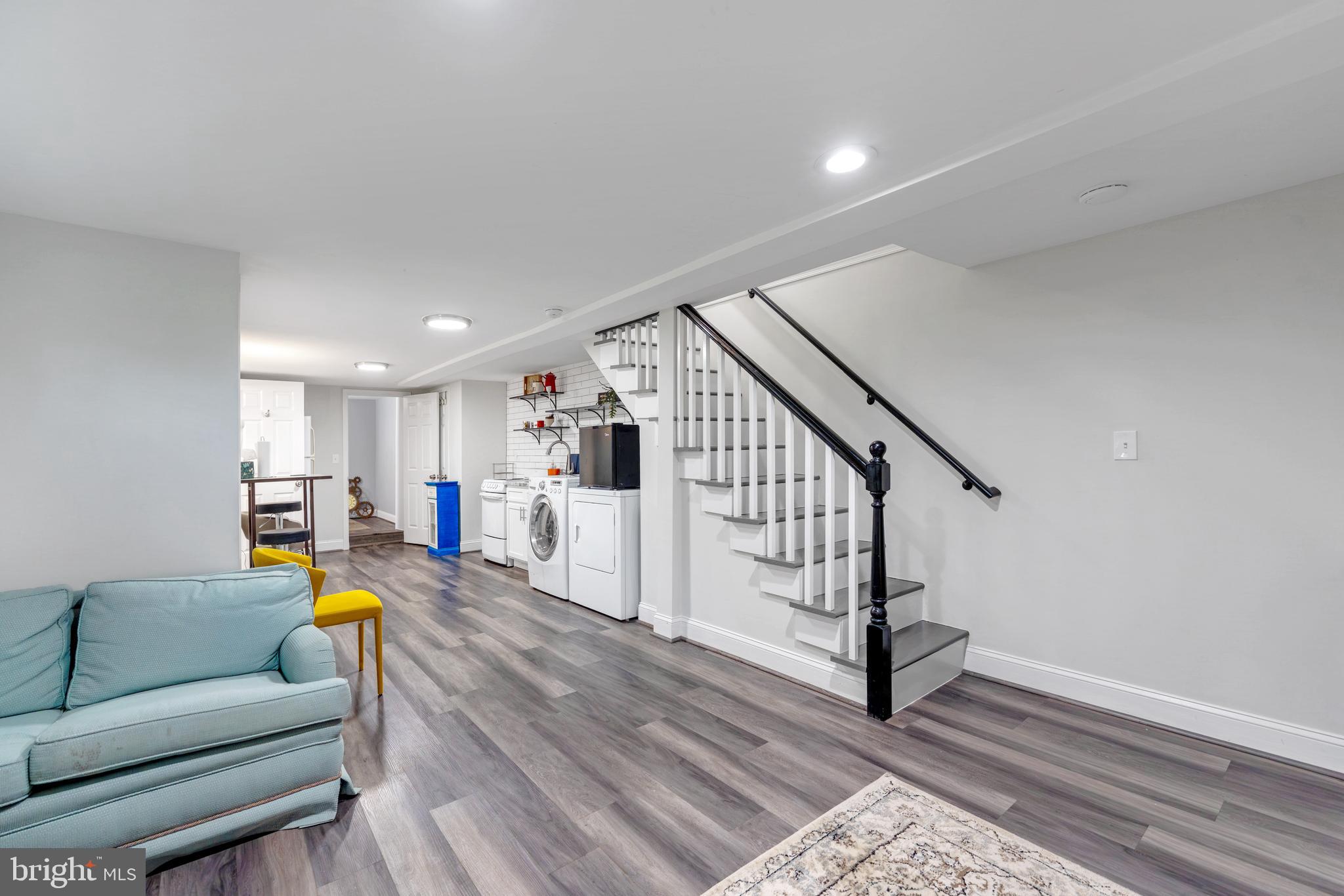 CHERRY HILL - Residential